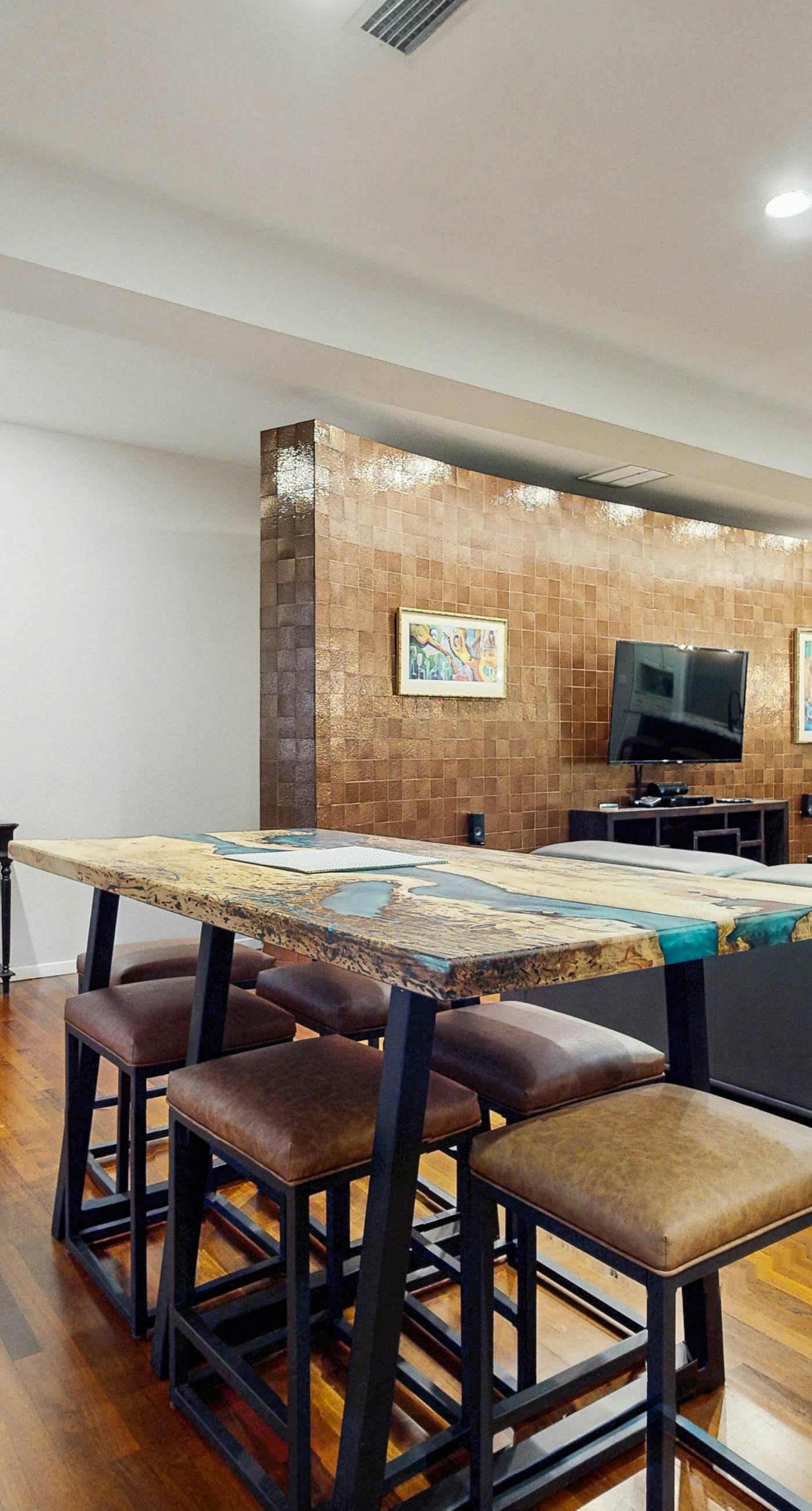 Cozy coastal condo with shared pool and beach access, close to everything