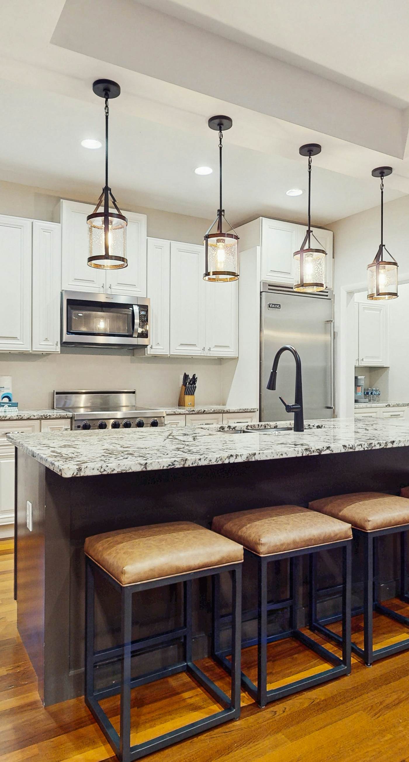 Cozy coastal condo with shared pool and beach access, close to everything