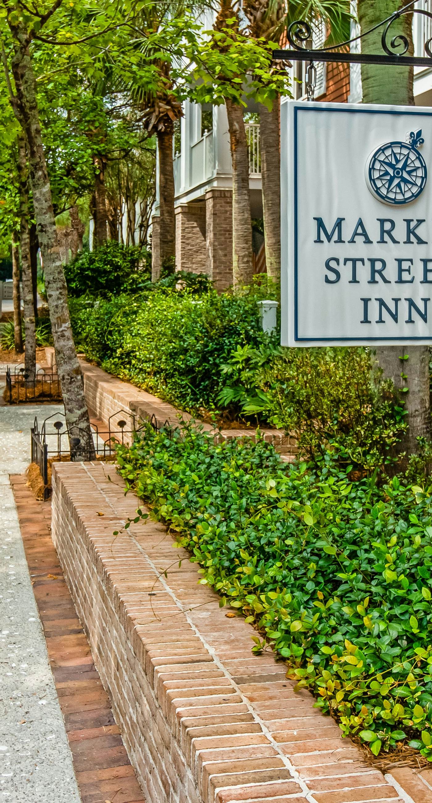 Cozy coastal condo with shared pool and beach access, close to everything