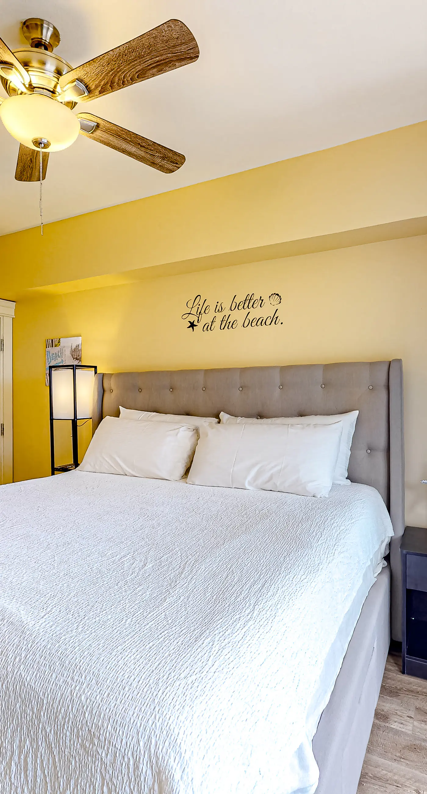 Bright condo with lagoon pool, hot tub, golf, private W/D & central AC