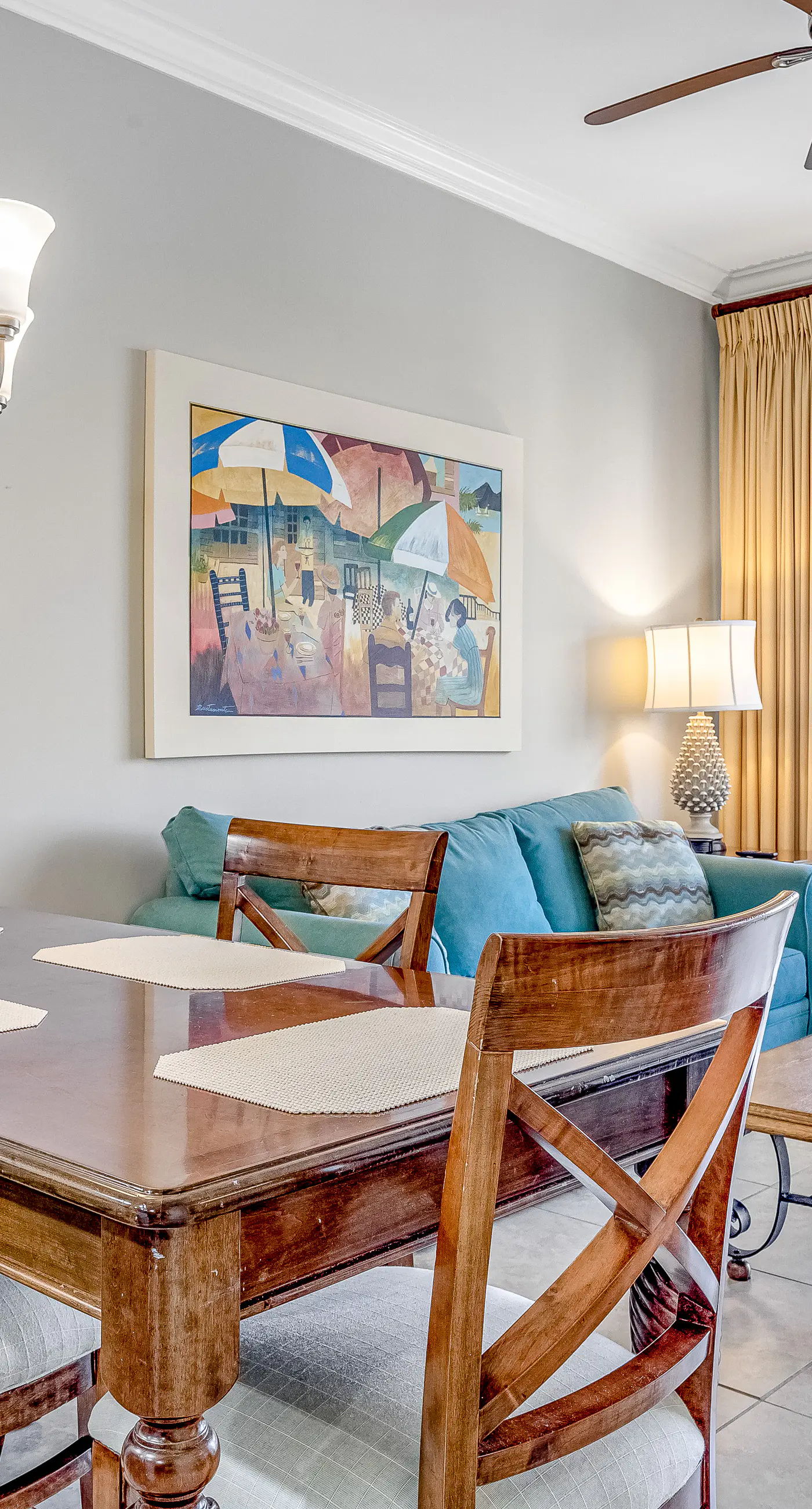 Vibrant seventh-floor condo with pool, hot tub, sauna, private W/D & fast WiFi