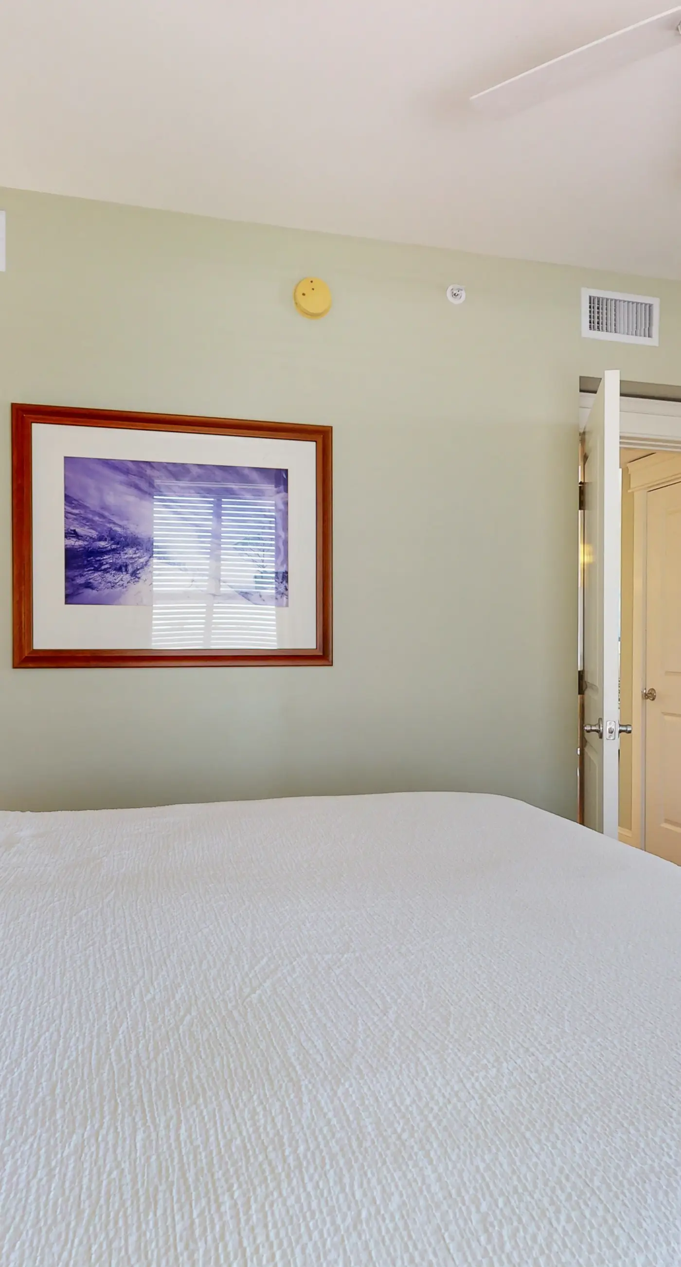 Modern comfort at the Grand with on-site pool, hot tub & fitness center