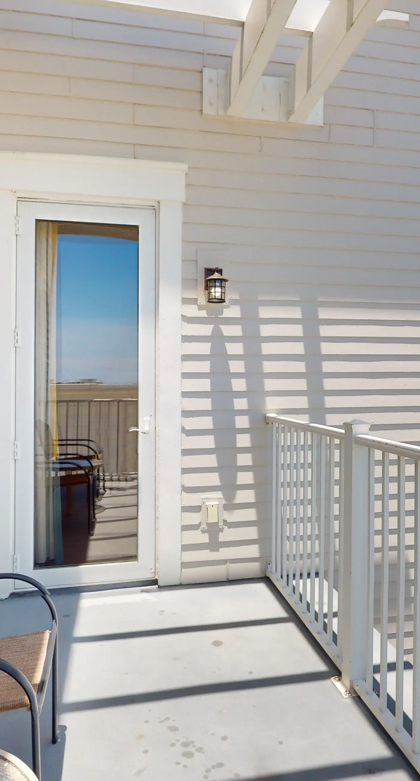 Modern comfort at the Grand with on-site pool, hot tub & fitness center