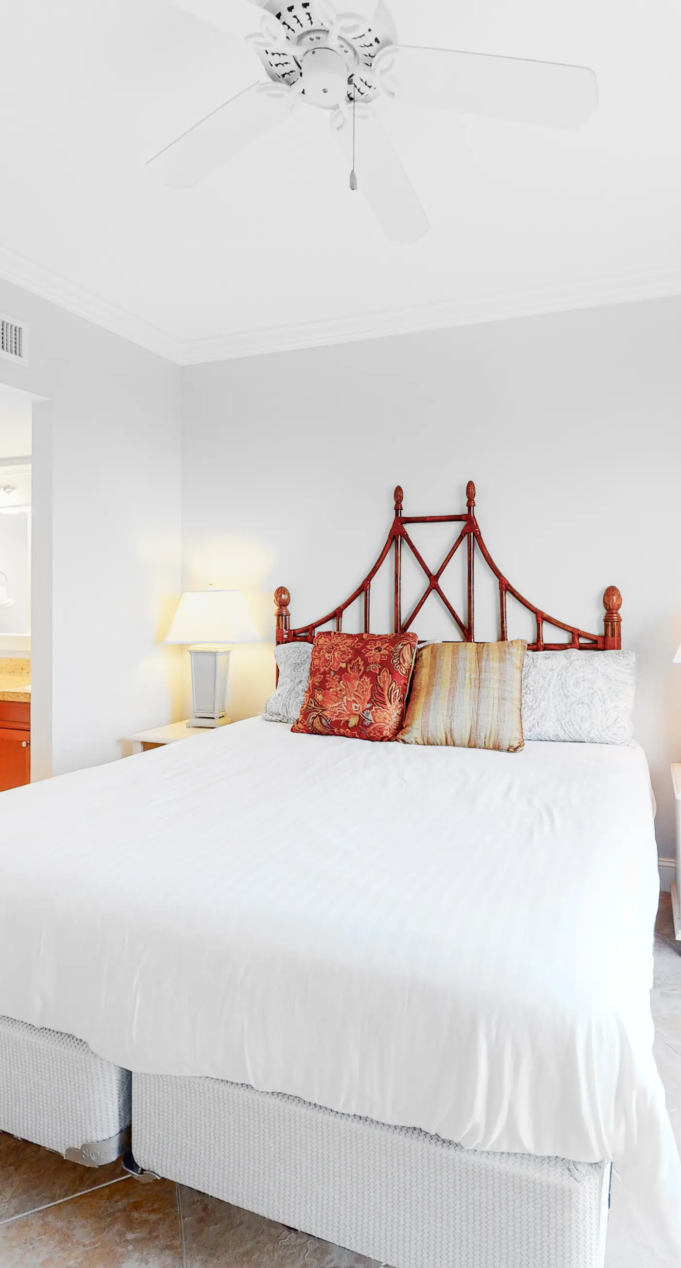 Grand resort condo with golf course, ocean views & luxe amenities
