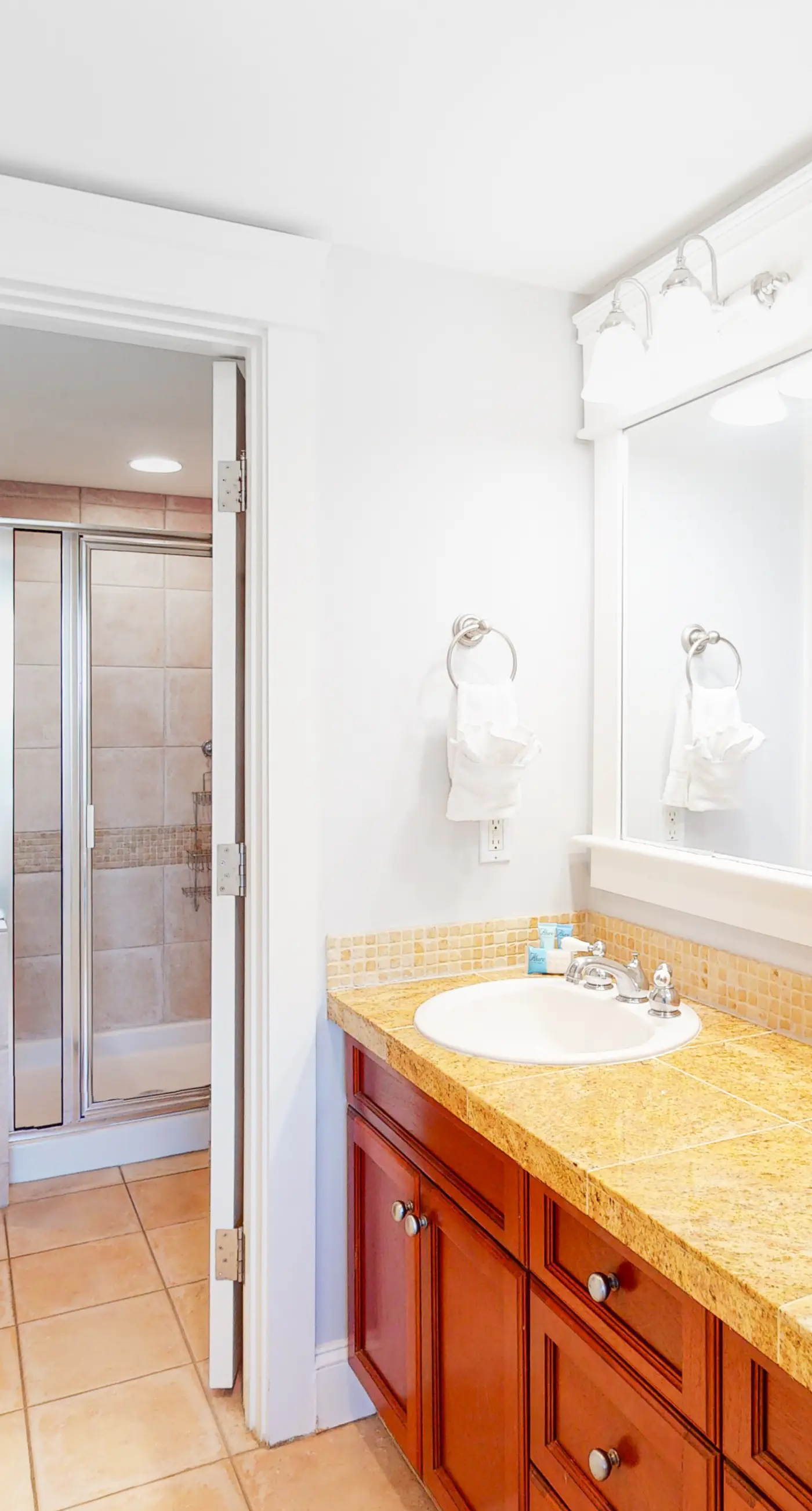 Grand resort condo with golf course, ocean views & luxe amenities