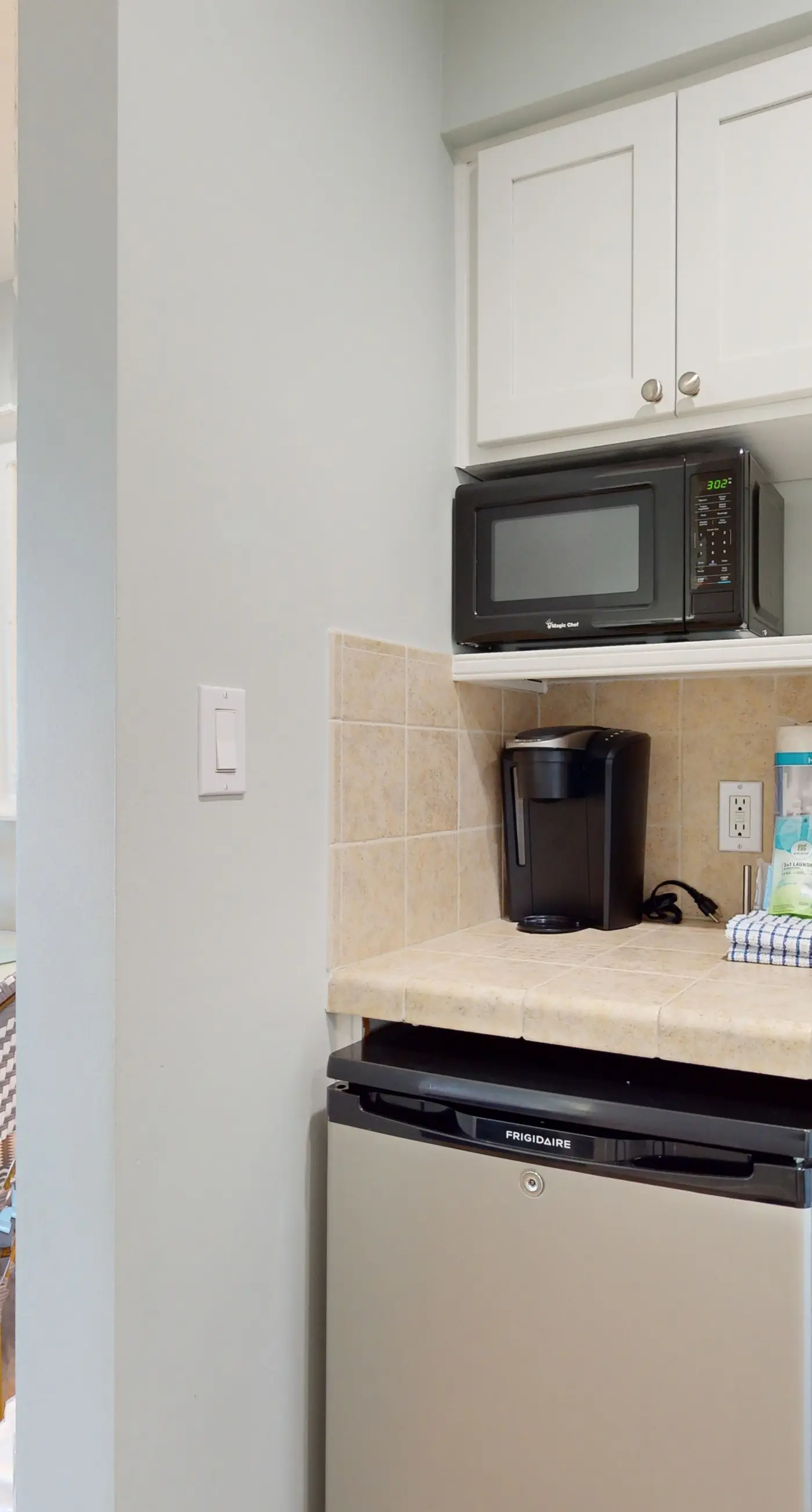 2-unit retreat w/ luxe amenities - steps to the sand