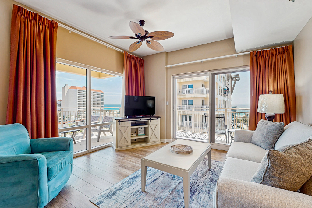 Gorgeous Studio/Suite-combo with shared pool & beach access