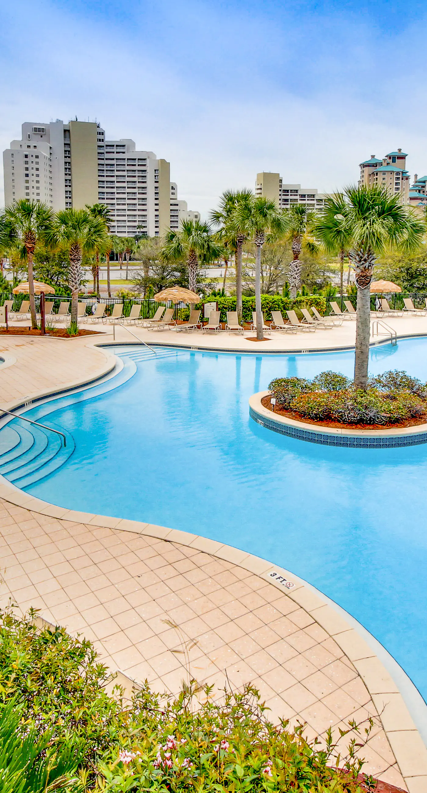 Gorgeous Studio/Suite-combo with shared pool & beach access