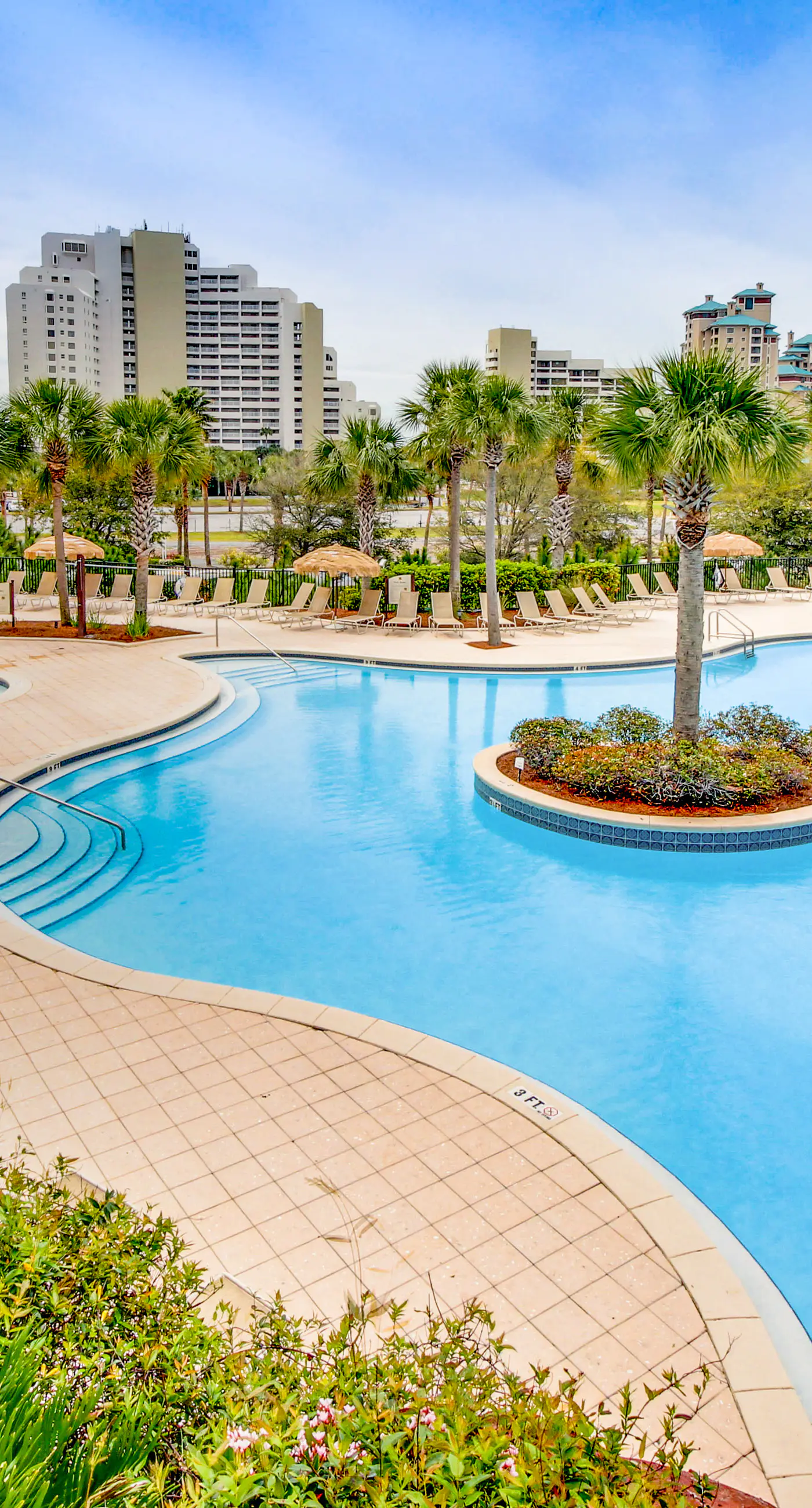 Beach resort bliss with pools, beach access, marina & Gulf views