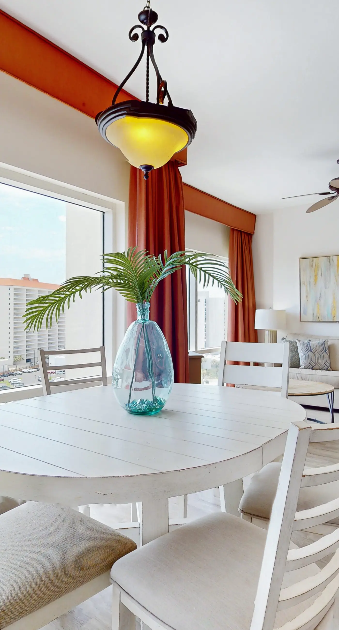 9th-floor condo with lagoon pool, hot tub & large balcony