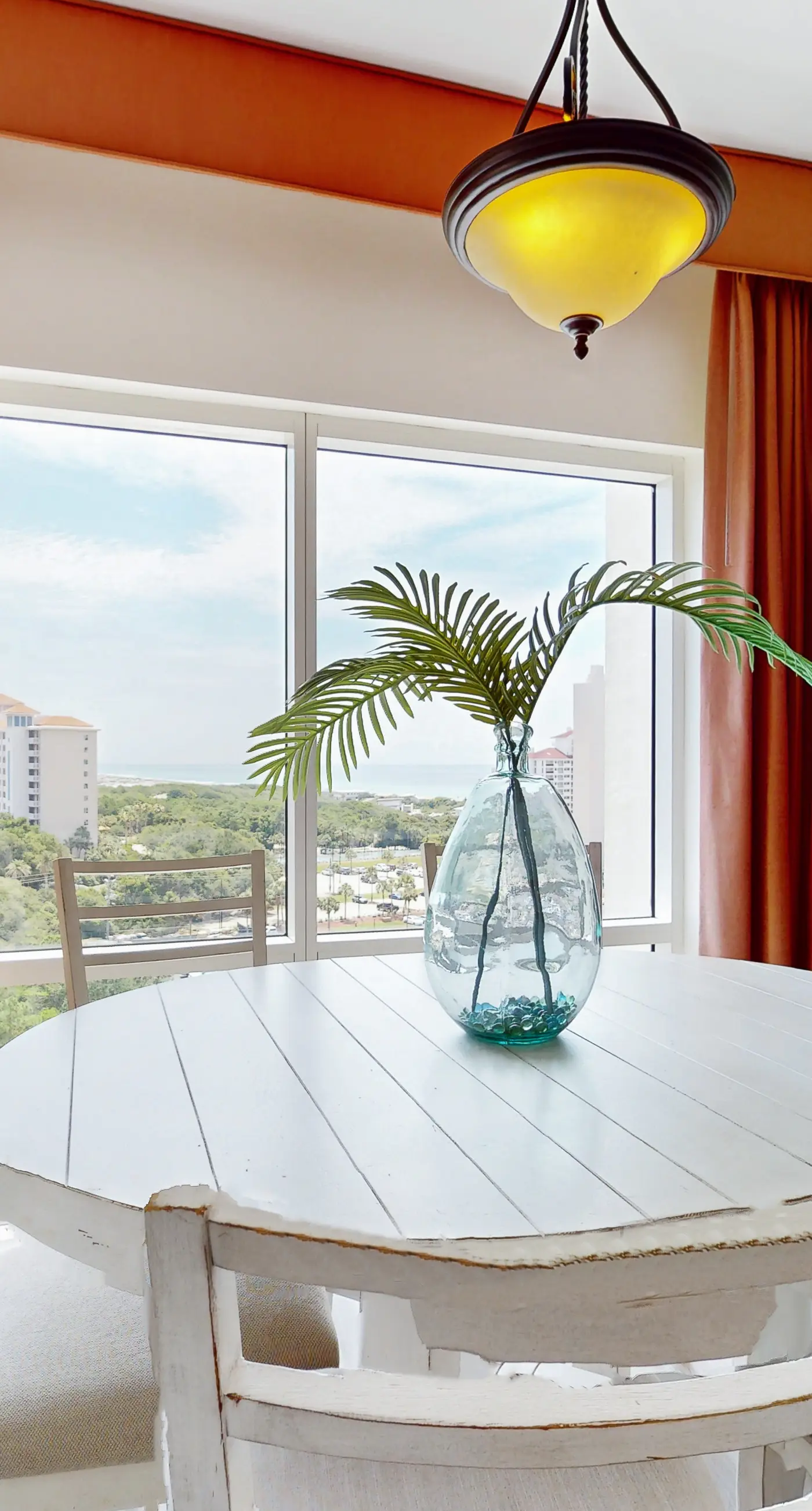 9th-floor condo with lagoon pool, hot tub & large balcony