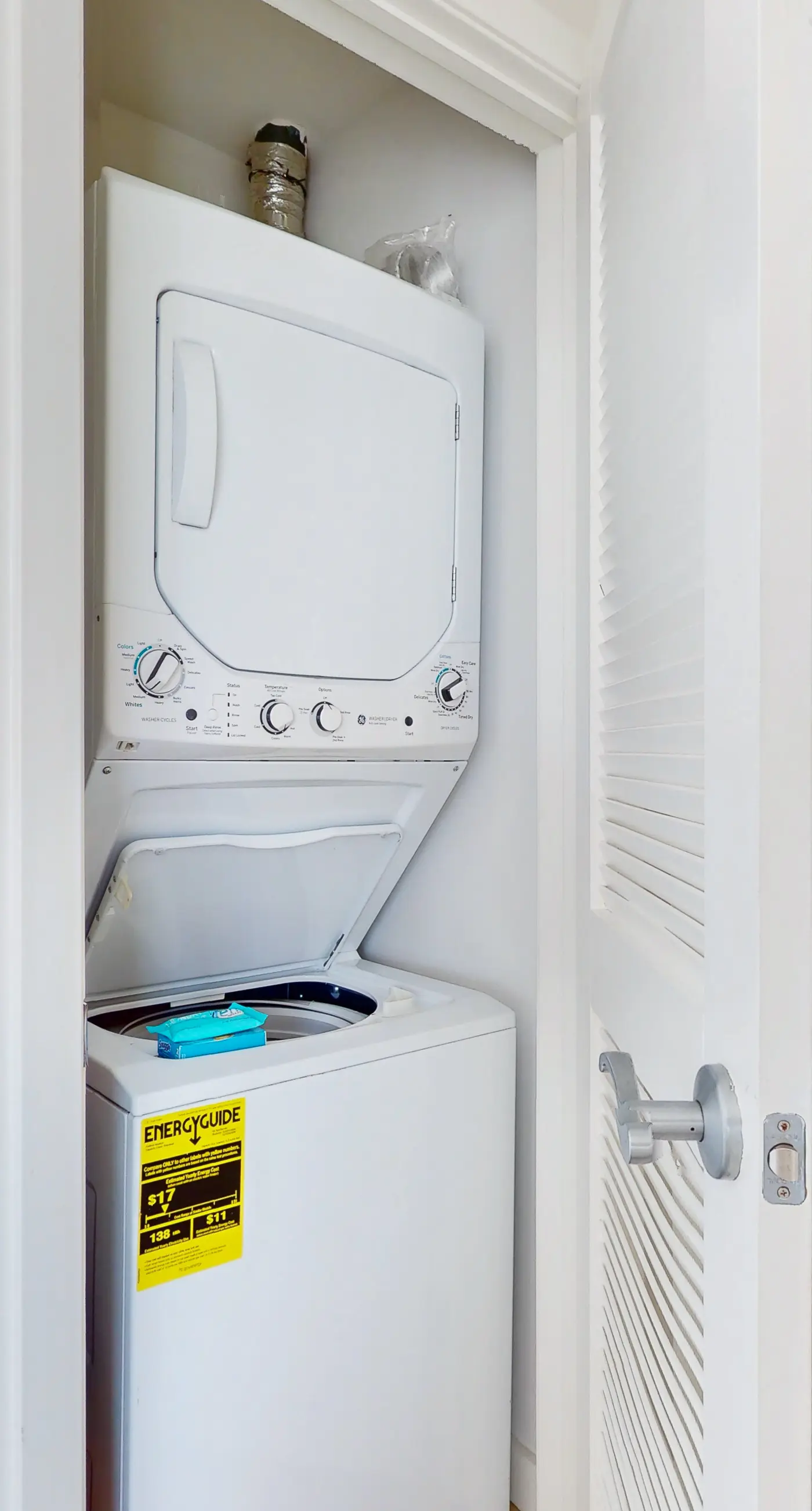 9th-floor condo with lagoon pool, hot tub & large balcony