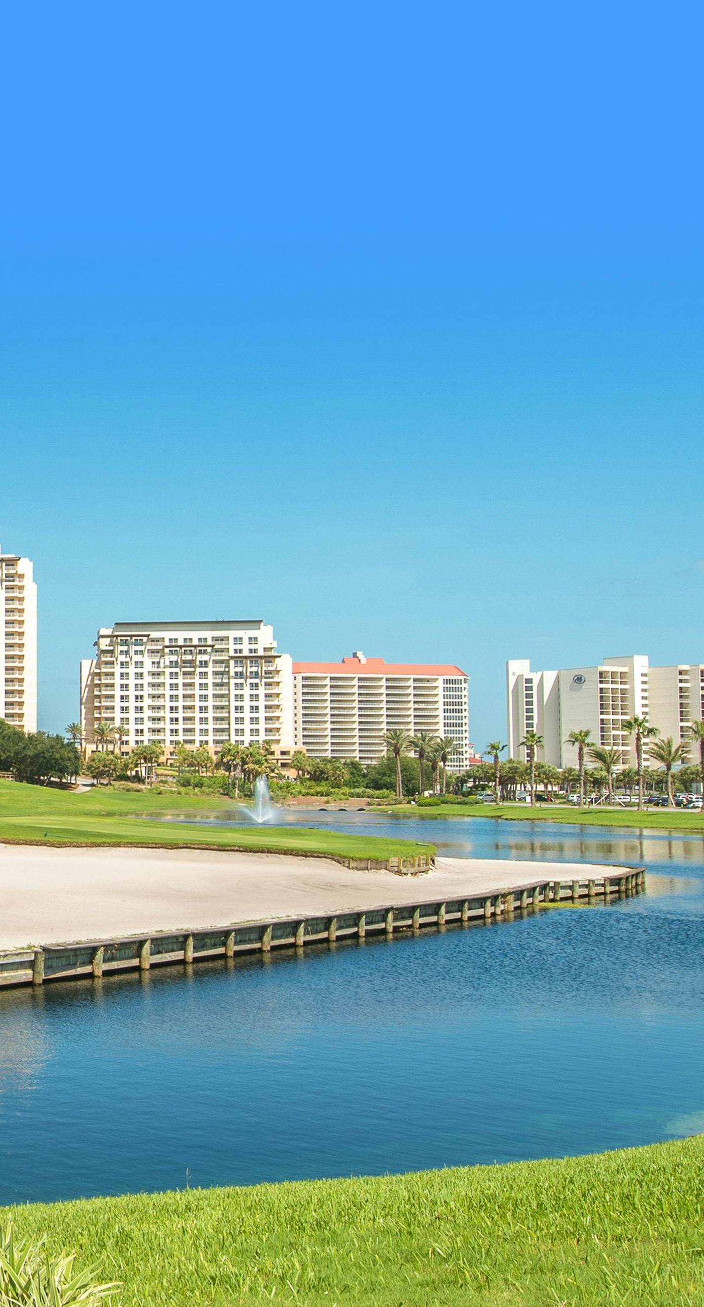 9th-floor studio with heated pool & beach access