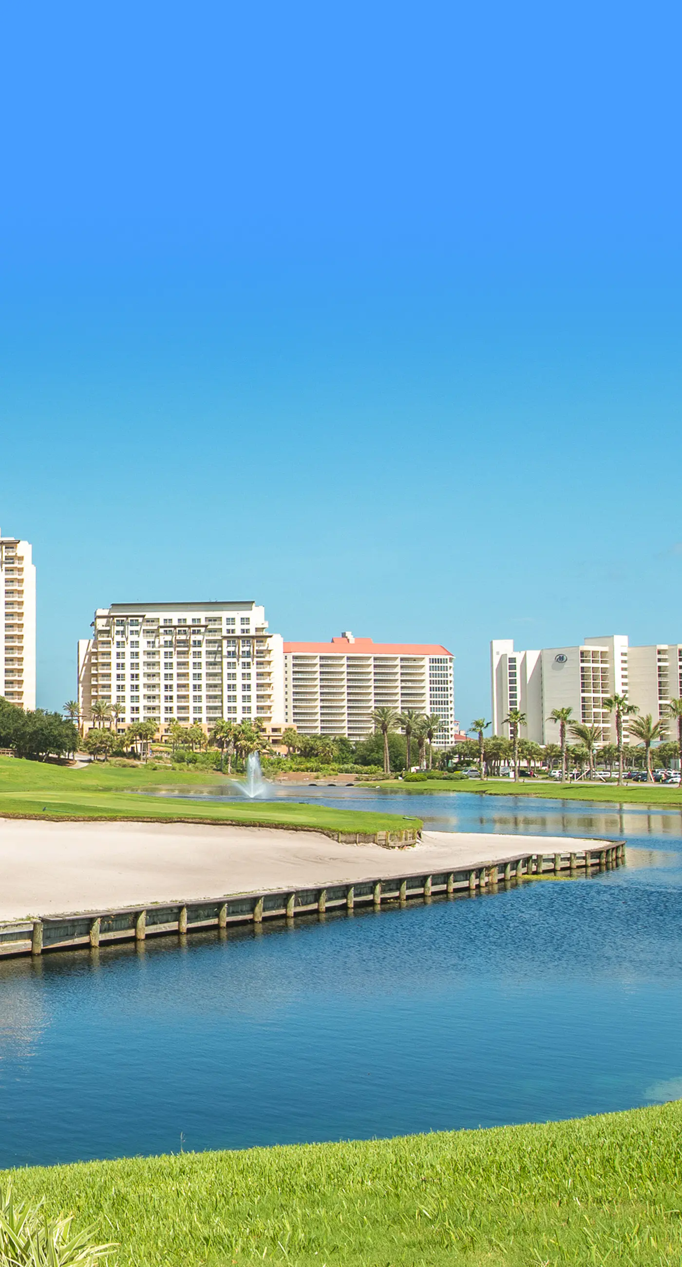 Gulf-view condo w/ corner balcony, shared pool, hot tub & easy beach access
