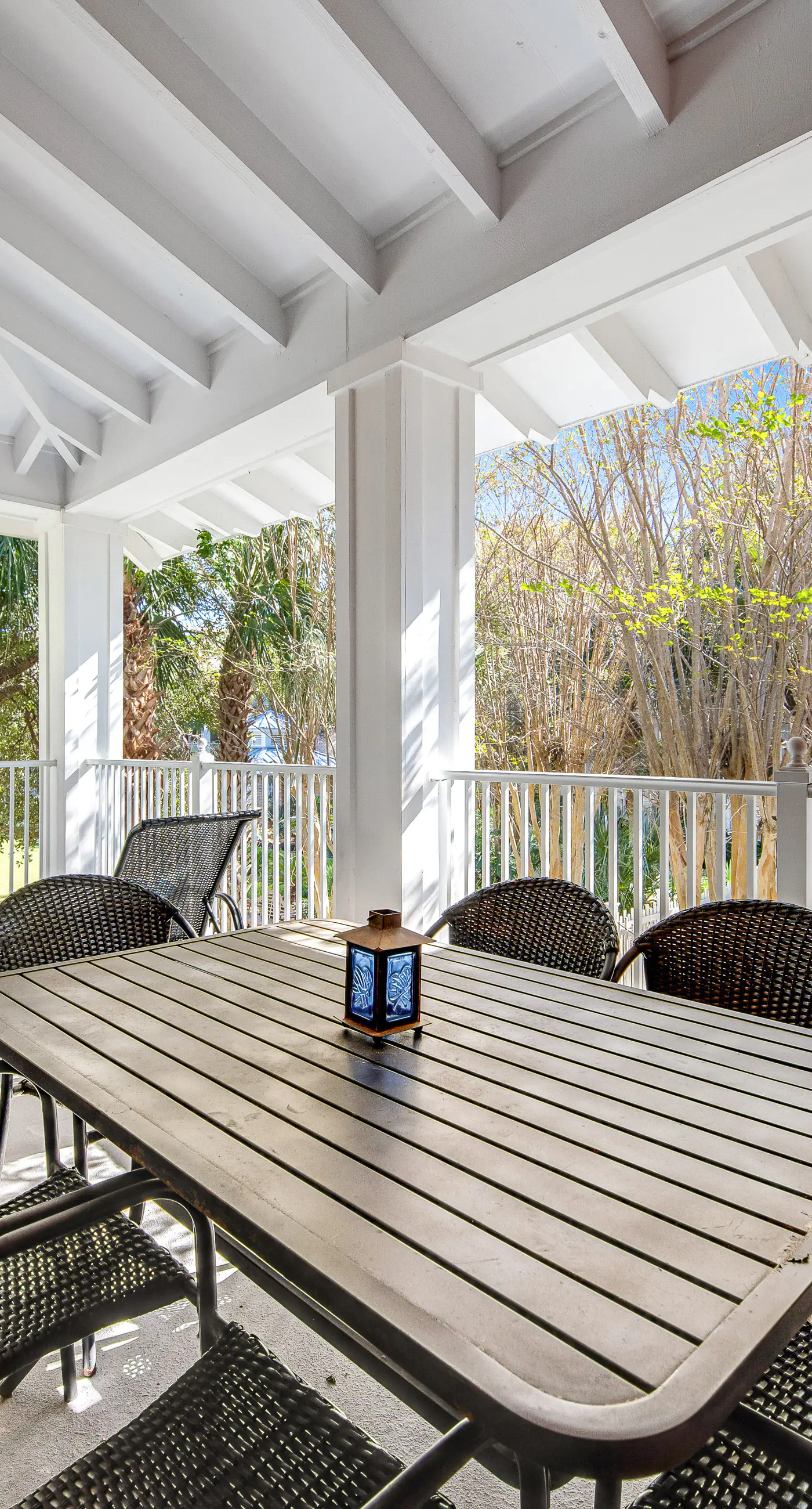 Waterfront condo with picture-perfect sunrises & shared pool,hot tub