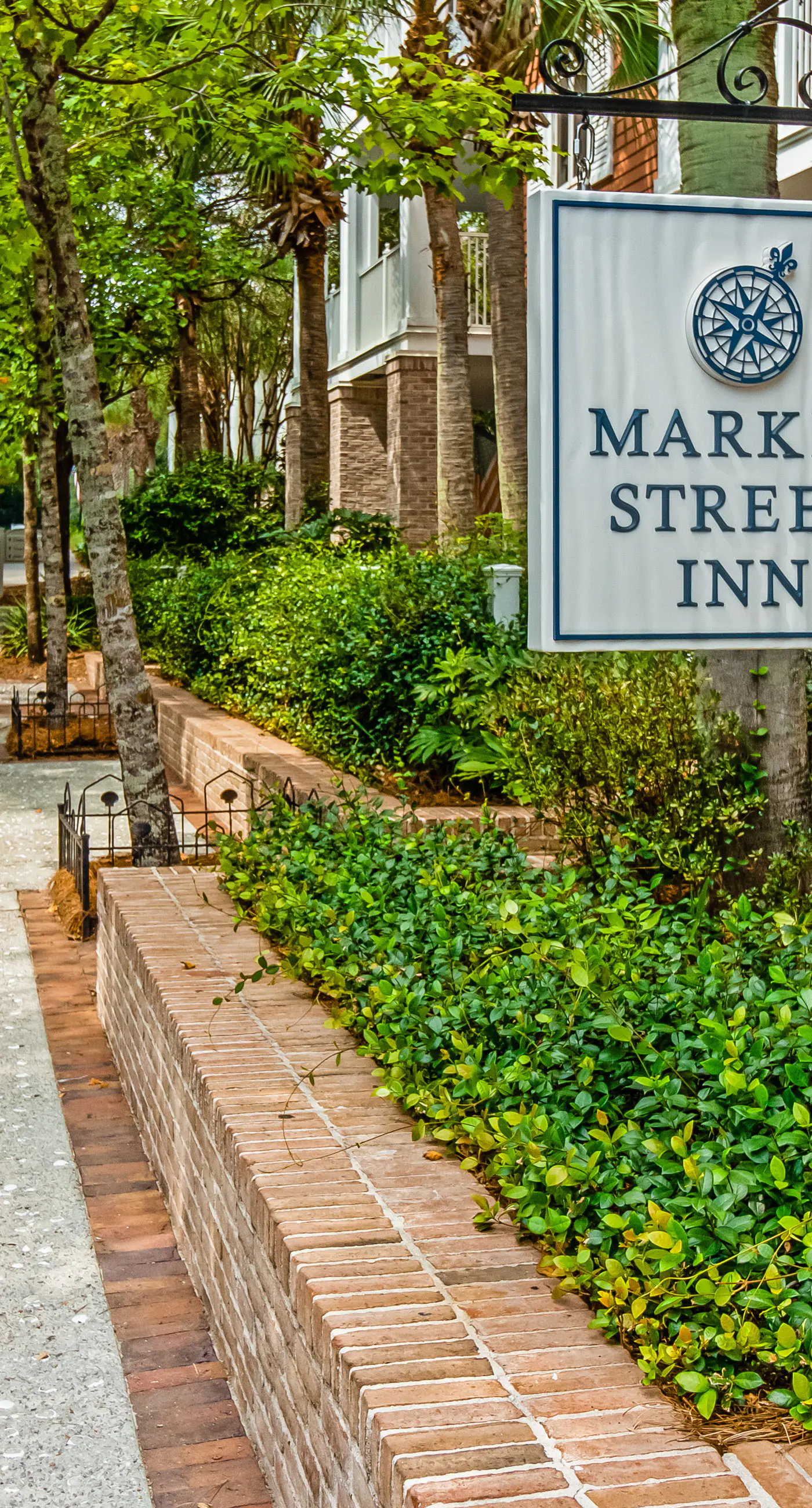 Waterfront condo with picture-perfect sunrises & shared pool,hot tub