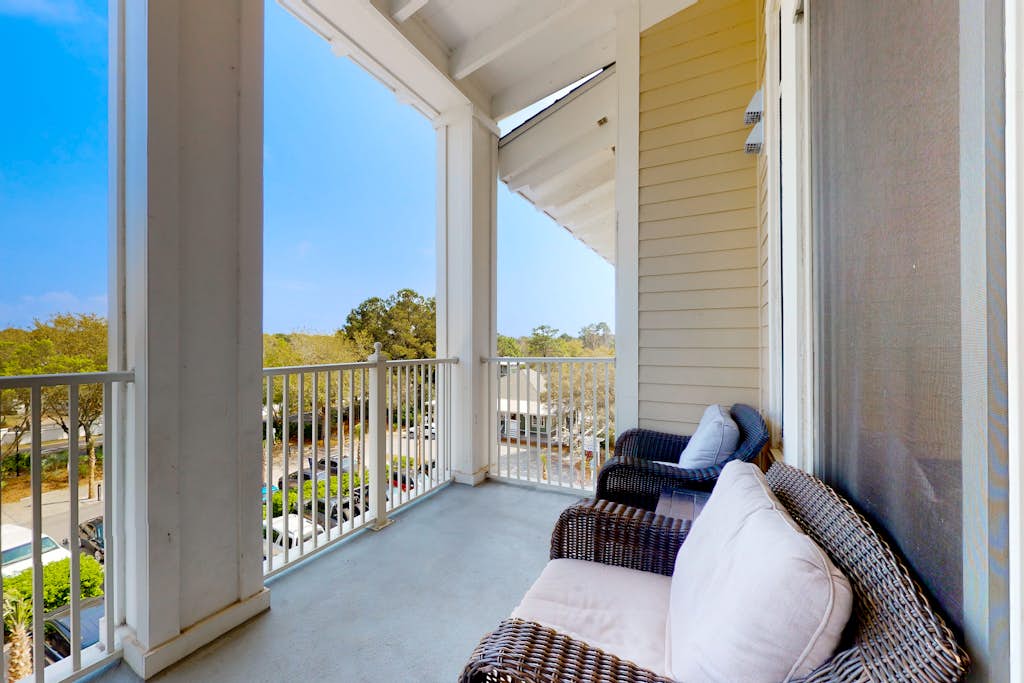 Baytowne Wharf - Observation Point South #471