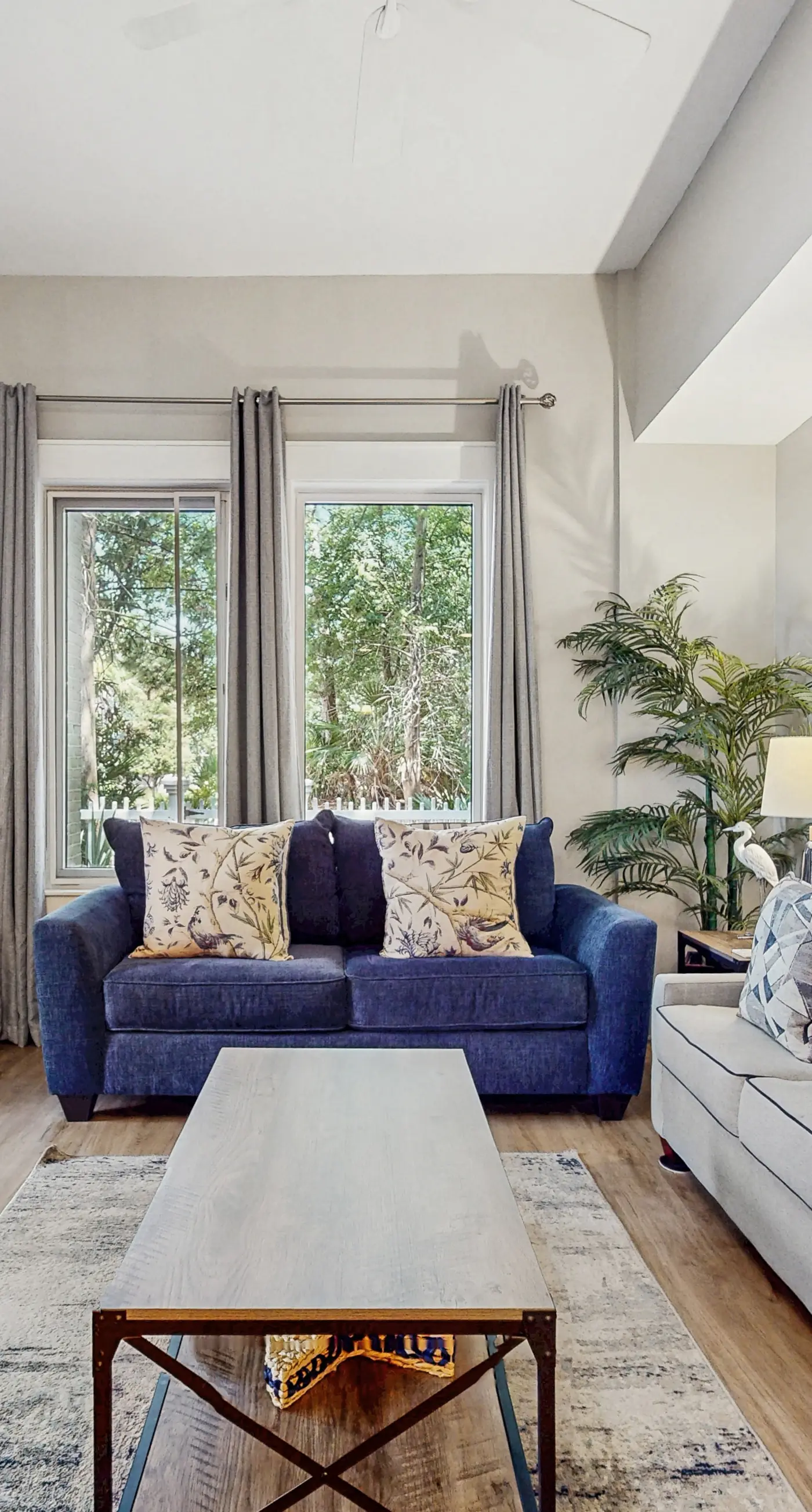 First-floor condo with a kitchen, patio, pool, hot tub, grill, & spa access