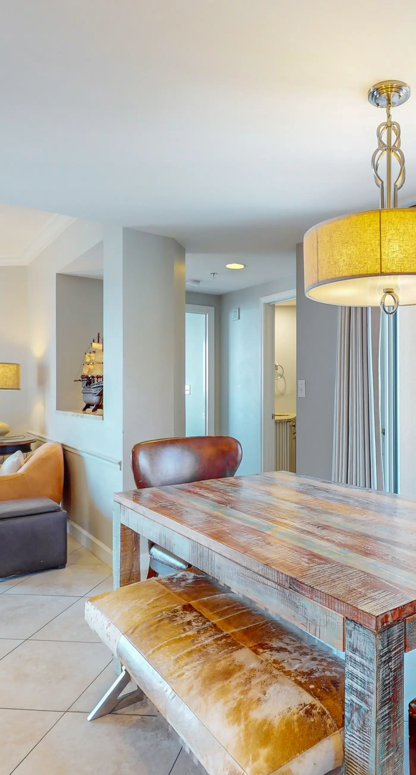 Gulf-front home in Miramar Beach w/ gorgeous decor, shared pool/hot tub