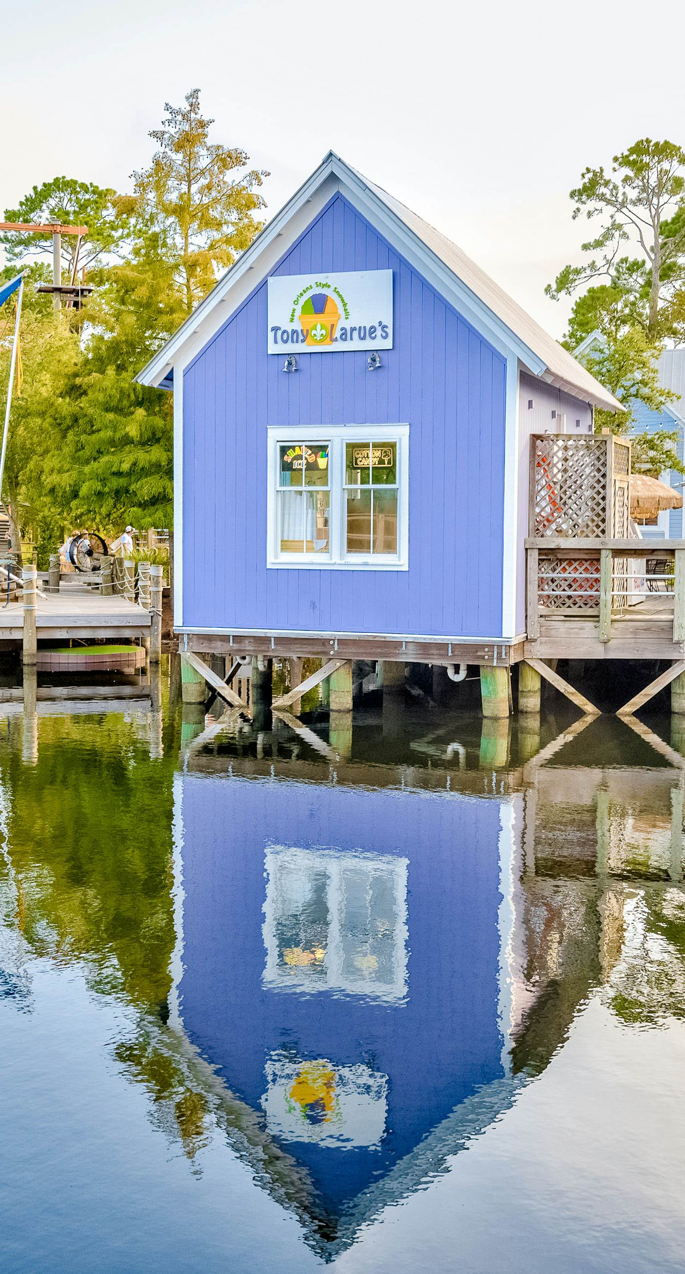 Pleasant studio at The Baytowne Wharf w/ shared pool, hot tub, shopping, & events