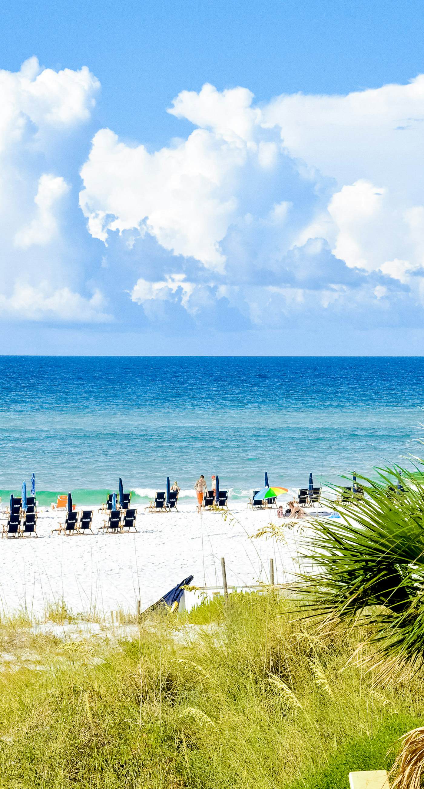 Pleasant studio at The Baytowne Wharf w/ shared pool, hot tub, shopping, & events