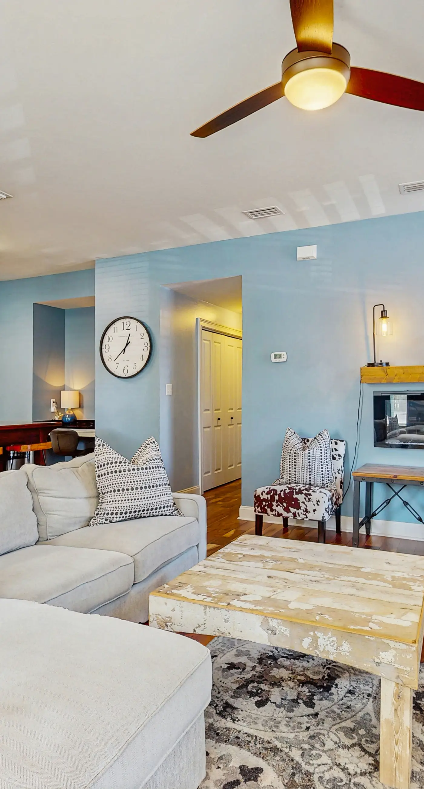 Dog-friendly coastal haven with premium beach perks & resort indulgence