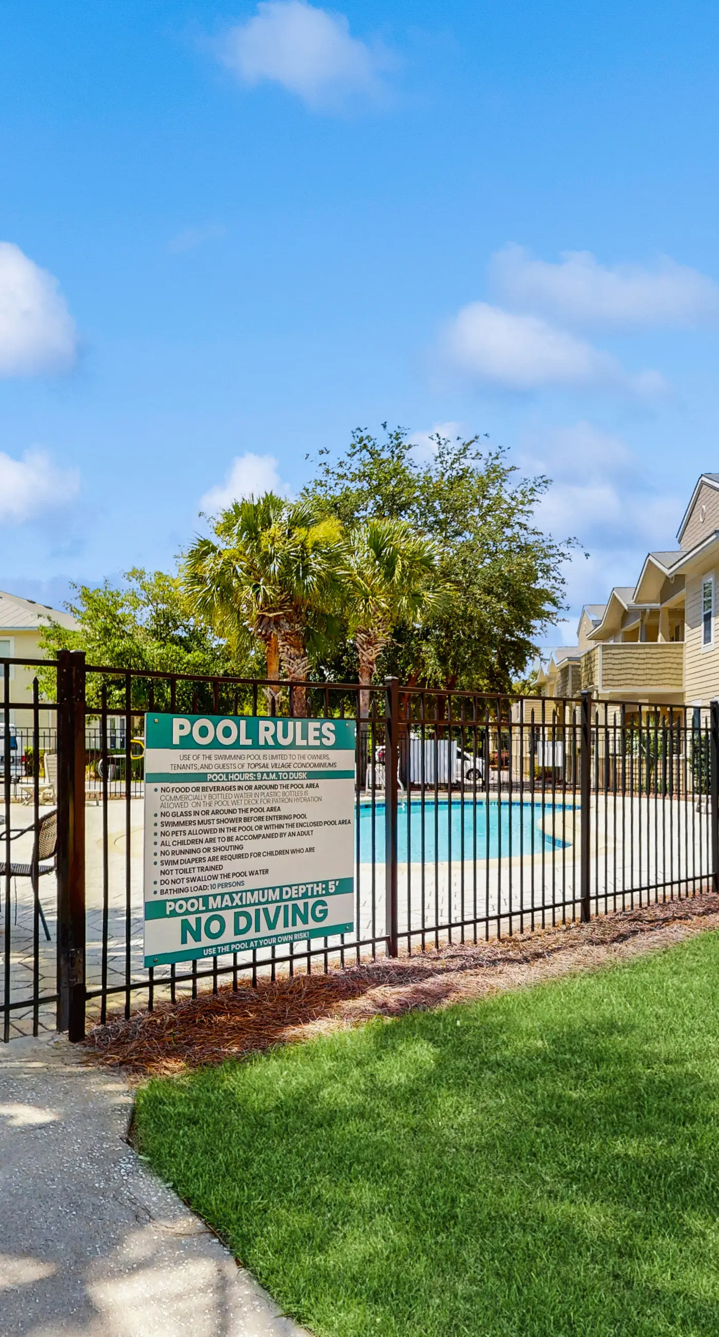 Dog-friendly coastal haven with premium beach perks & resort indulgence