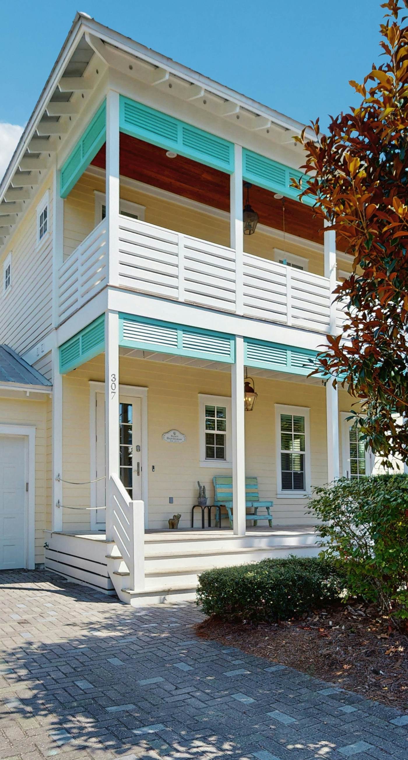 Scenic beachside retreat with abundant space and smooth access to the shore