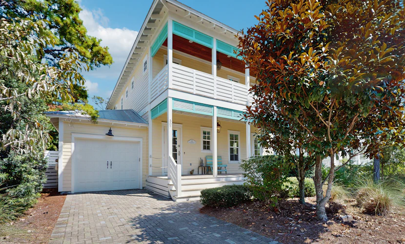 Scenic beachside retreat with abundant space and smooth access to the shore