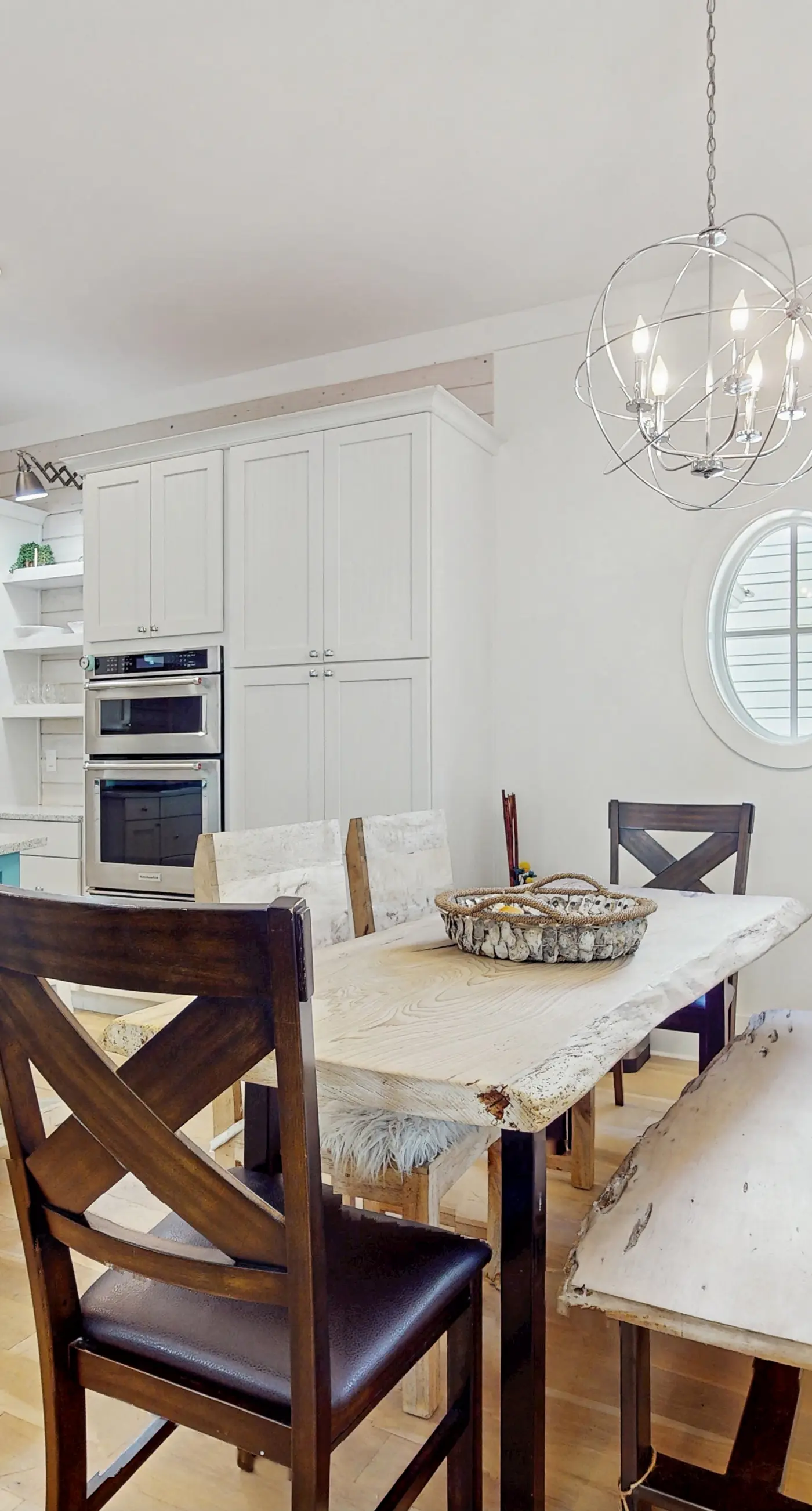 Scenic beachside retreat with abundant space and smooth access to the shore