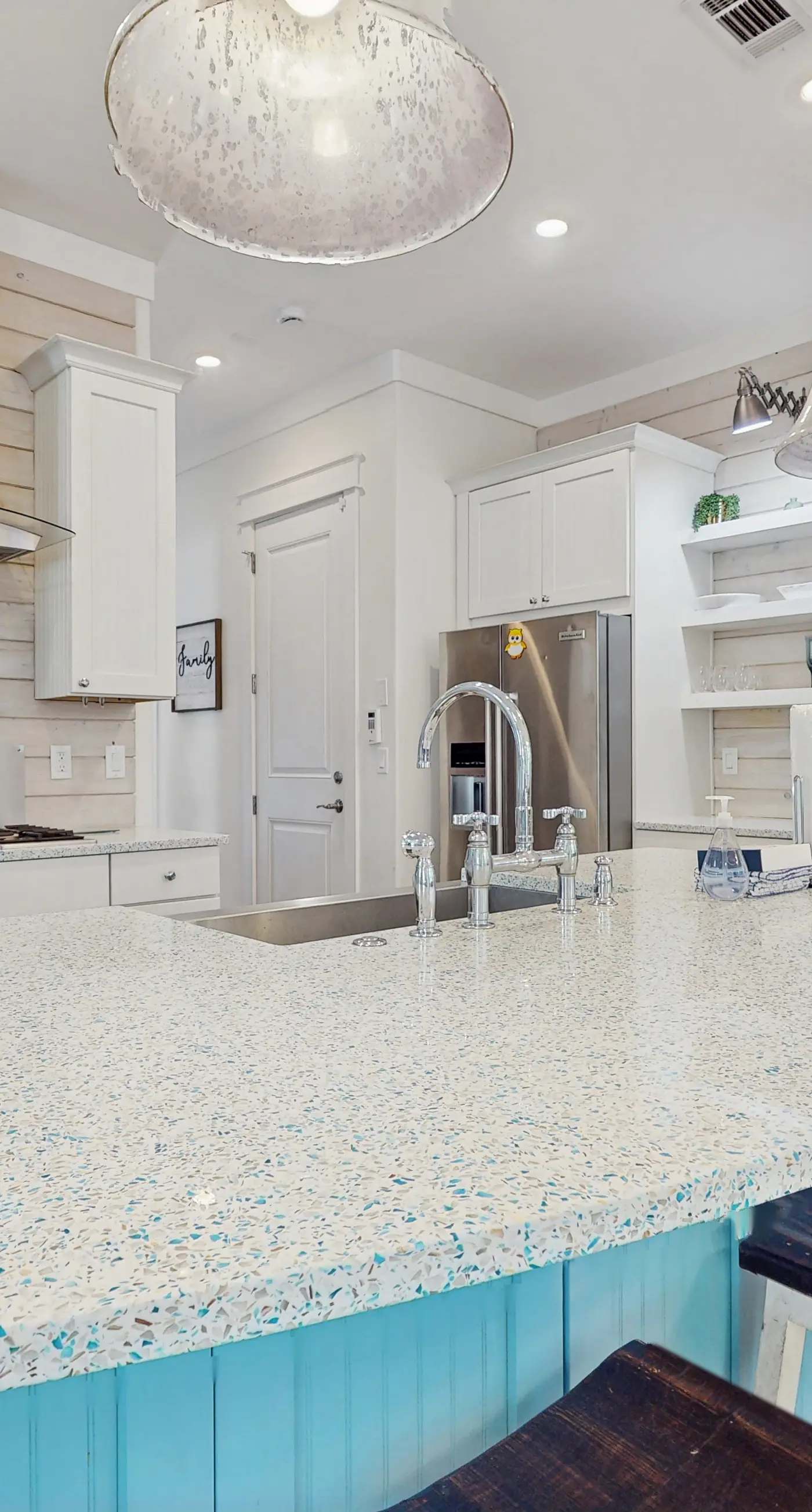 Scenic beachside retreat with abundant space and smooth access to the shore