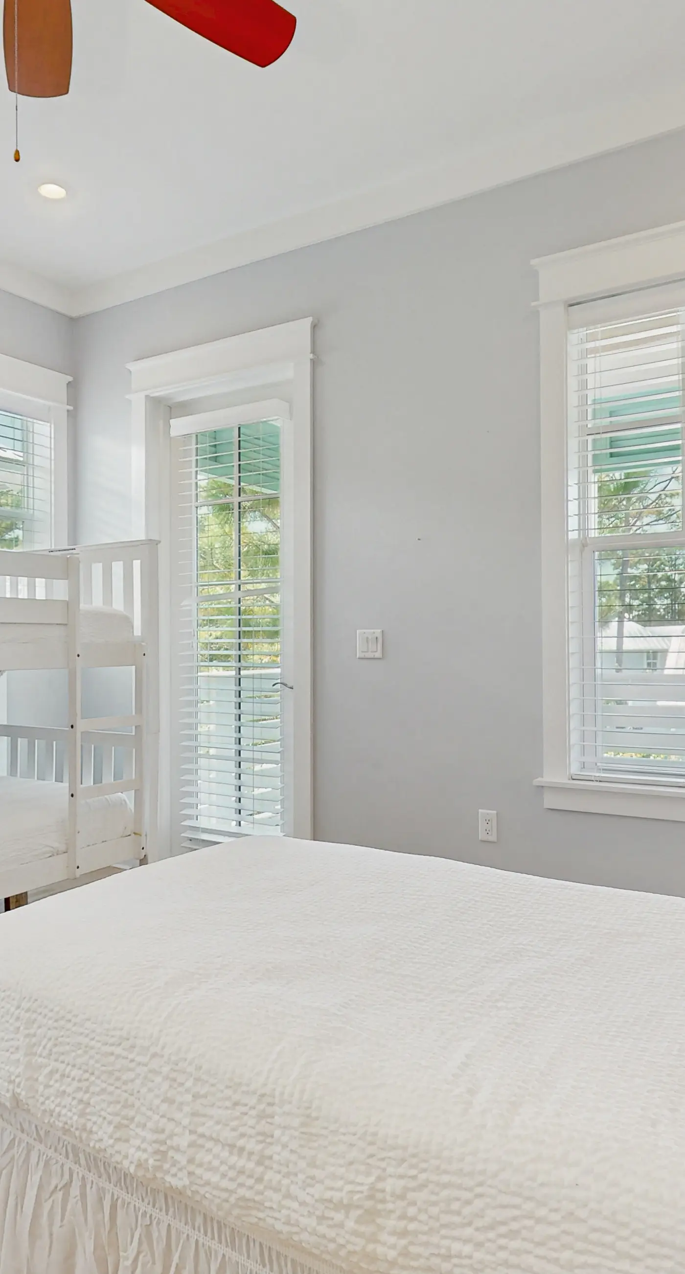 Scenic beachside retreat with abundant space and smooth access to the shore