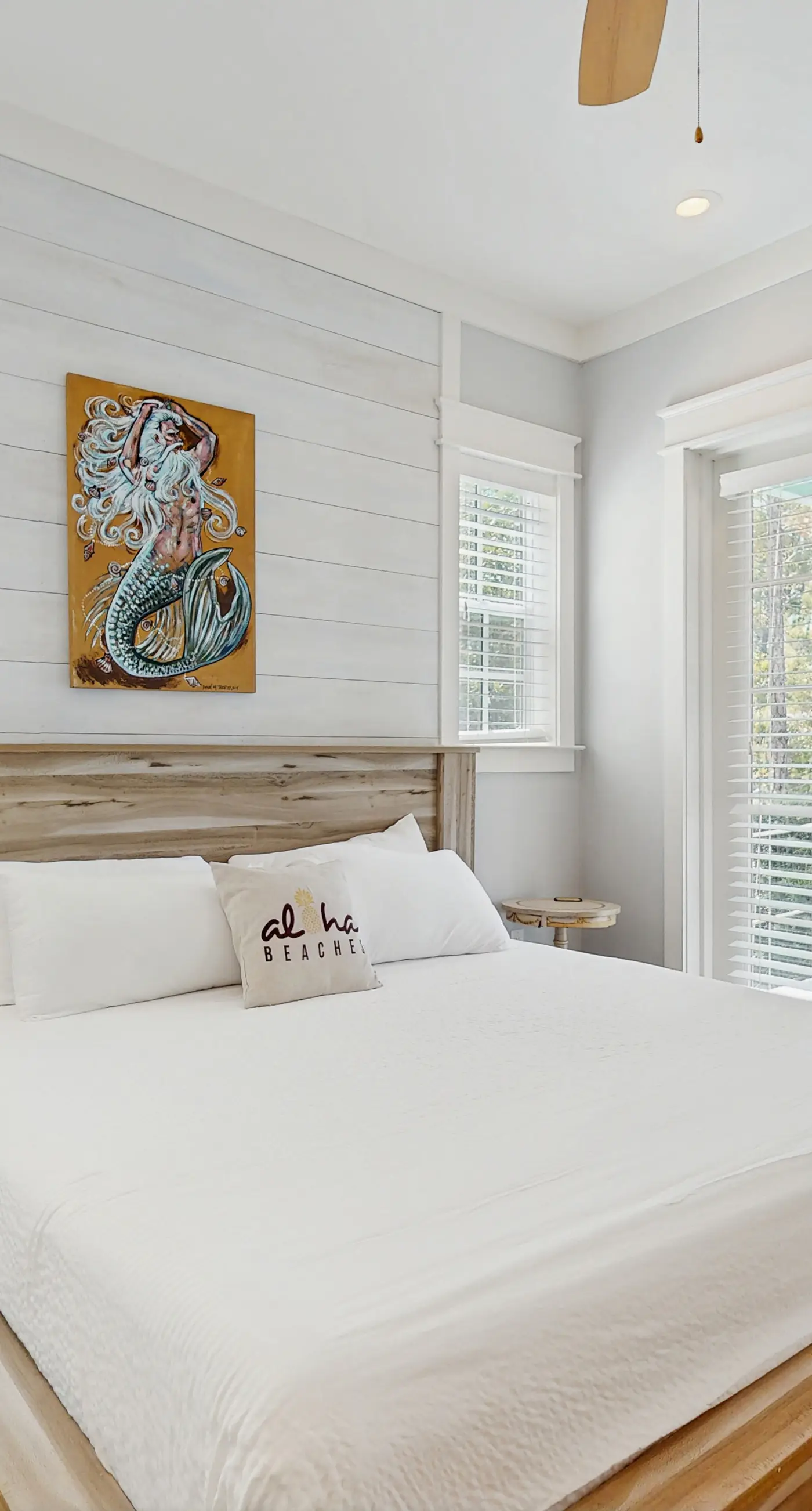 Scenic beachside retreat with abundant space and smooth access to the shore