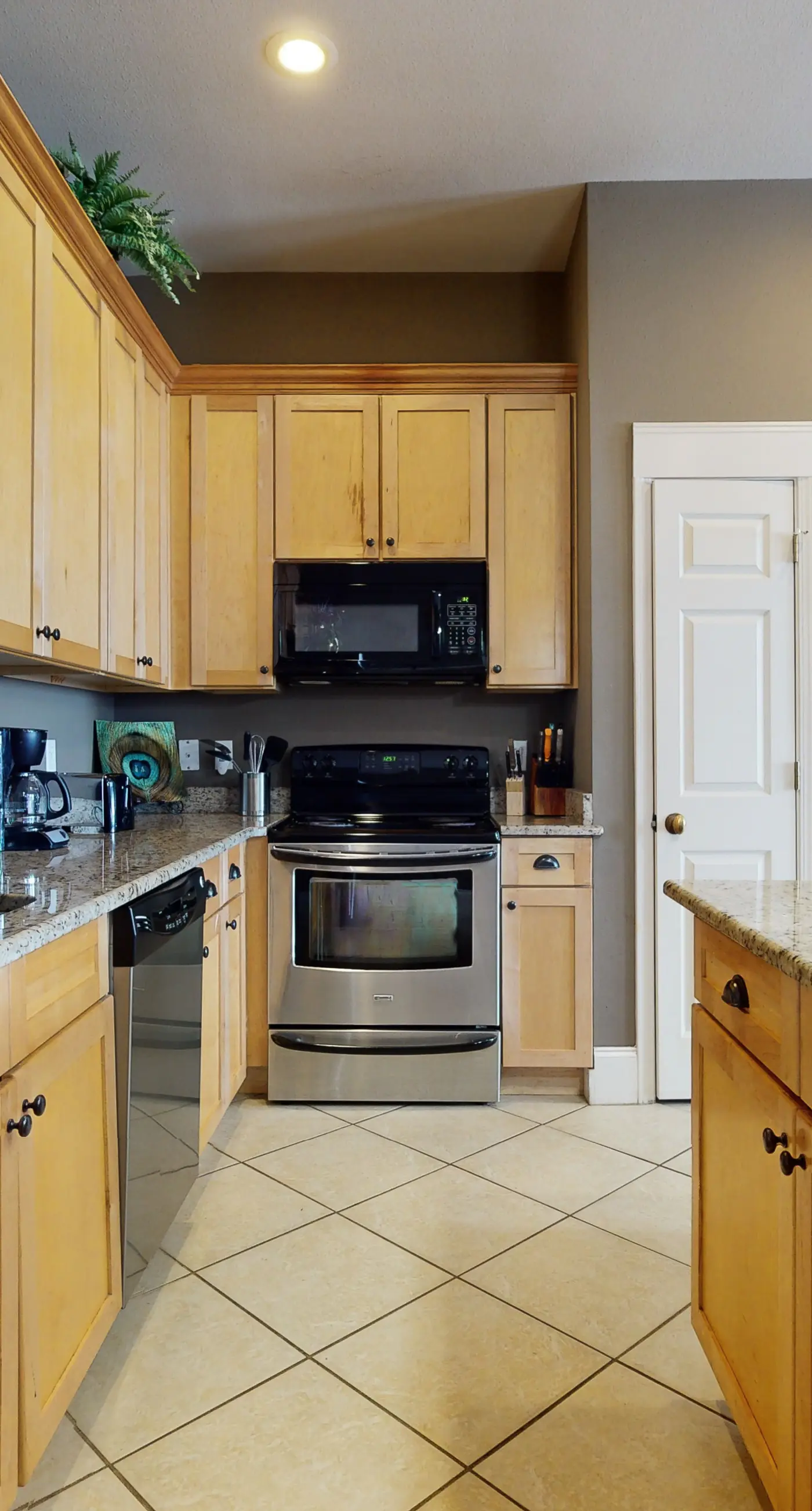 Tasteful beach condo at TopSail Village with pool & modern kitchen