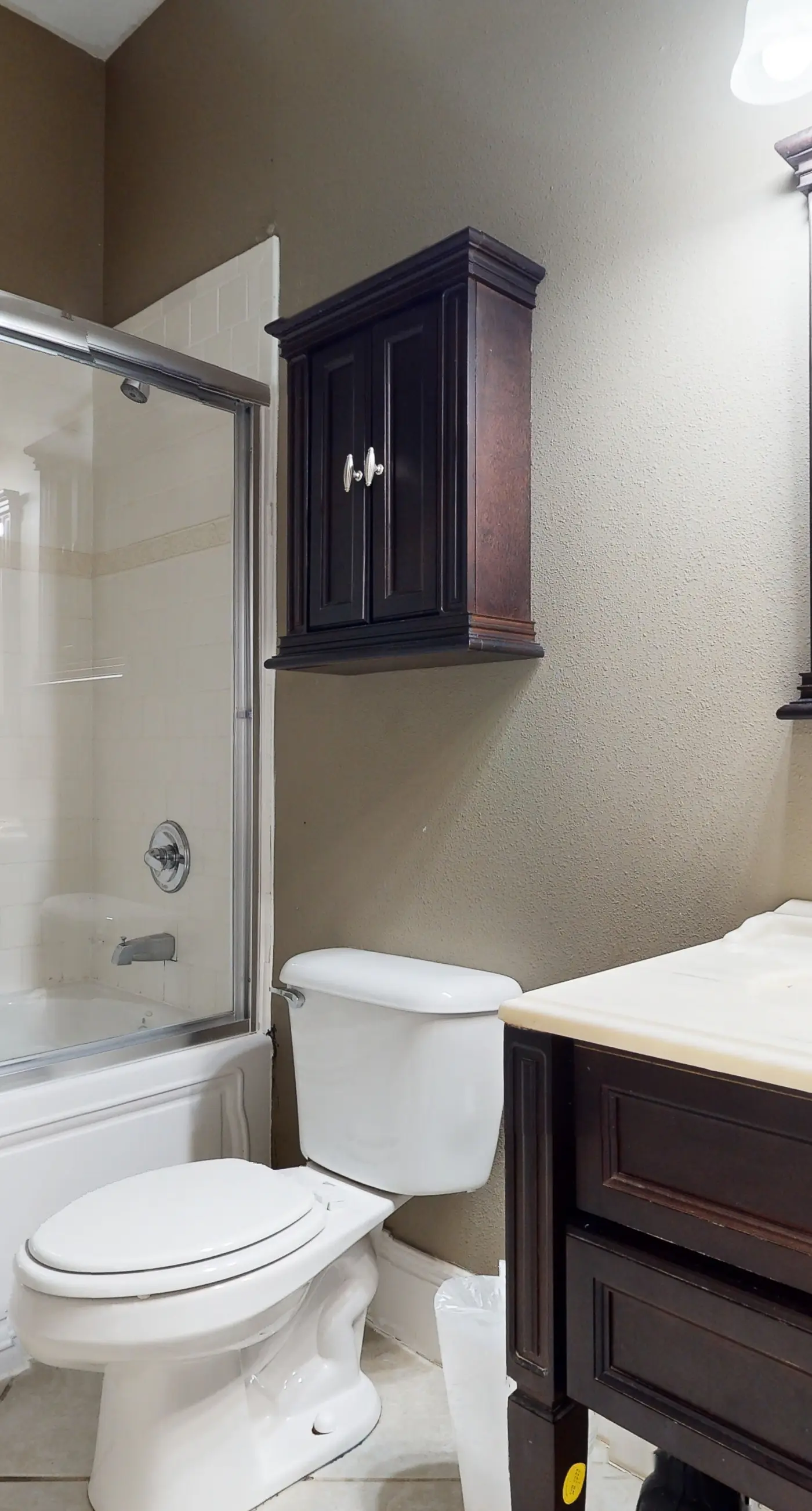 Tasteful beach condo at TopSail Village with pool & modern kitchen