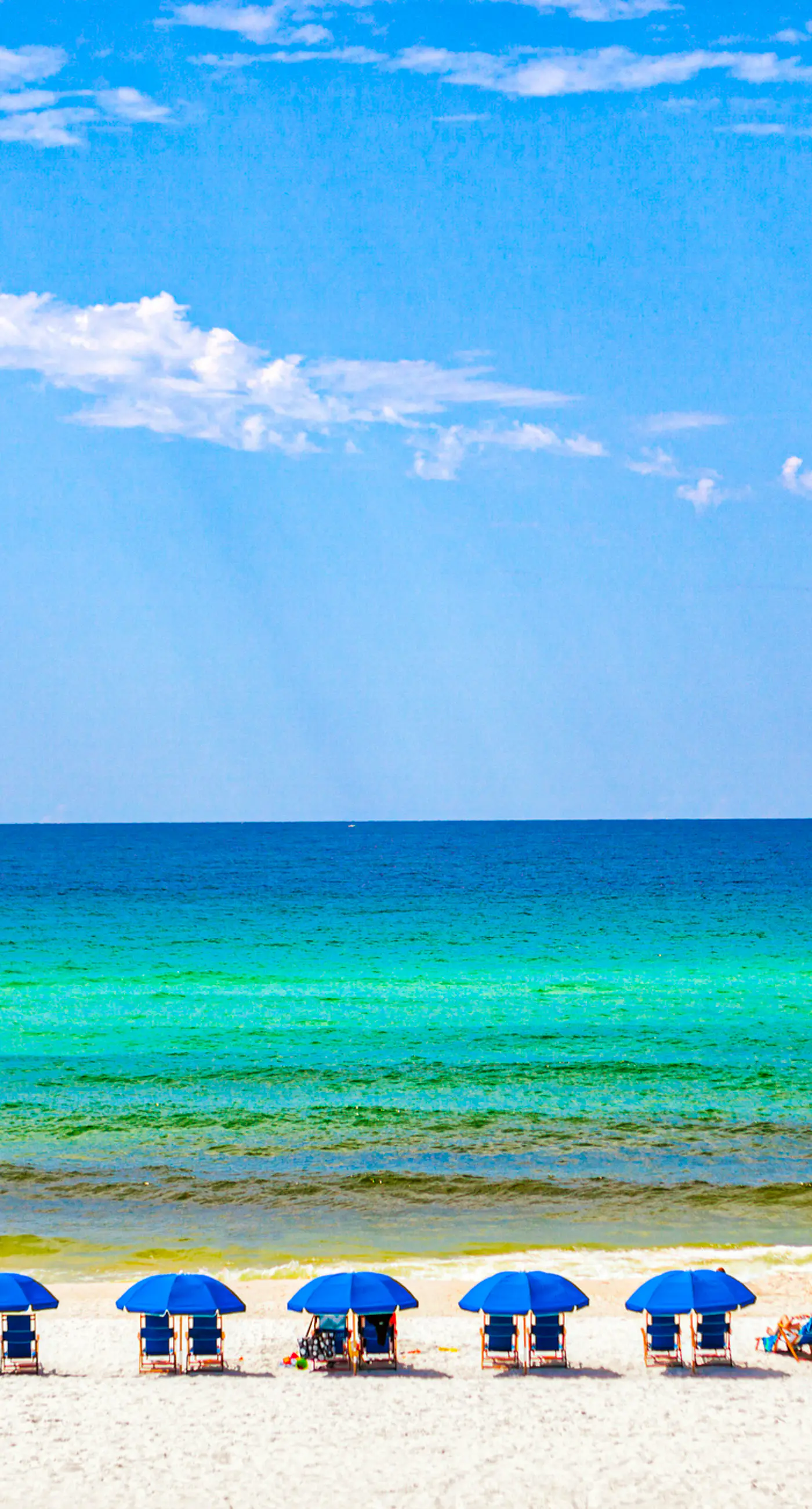 Tasteful beach condo at TopSail Village with pool & modern kitchen