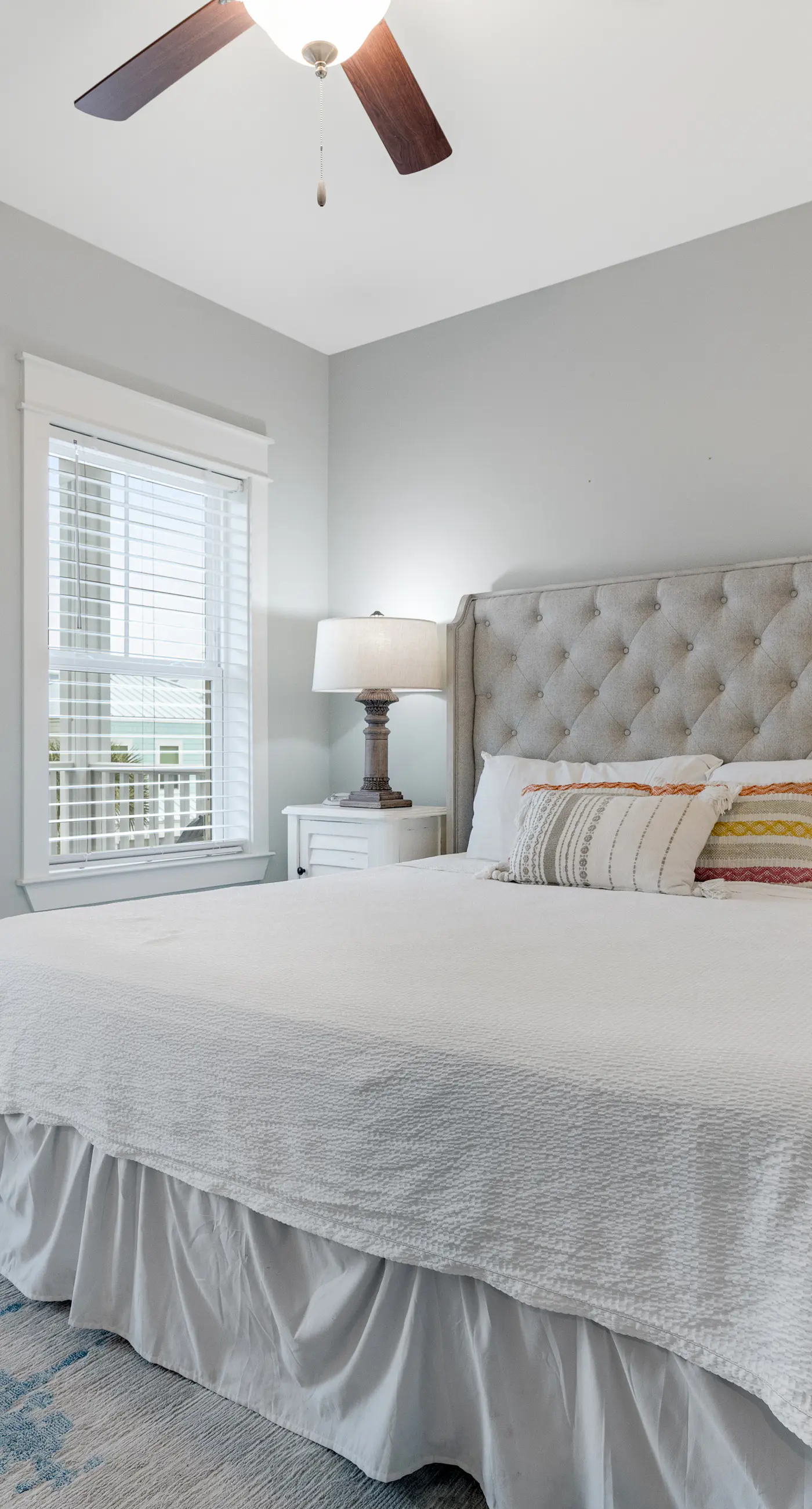 Classic beach home with shared pool access, WiFi, and central air conditioning