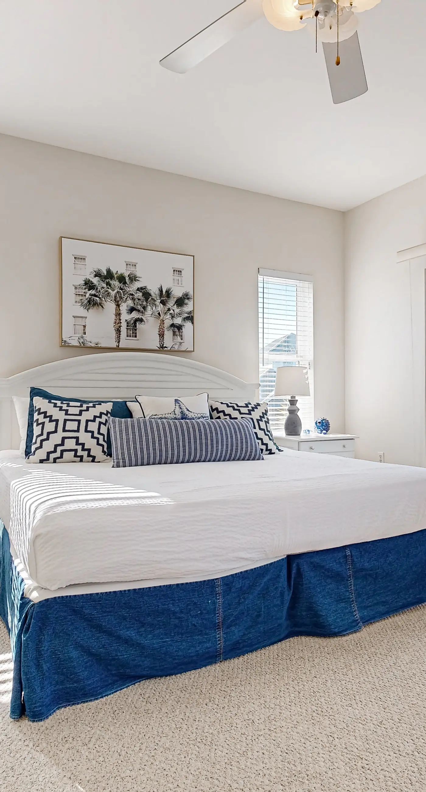 Spacious & sun-filled  retreat with pool, patio, & W/D - short walk to the beach