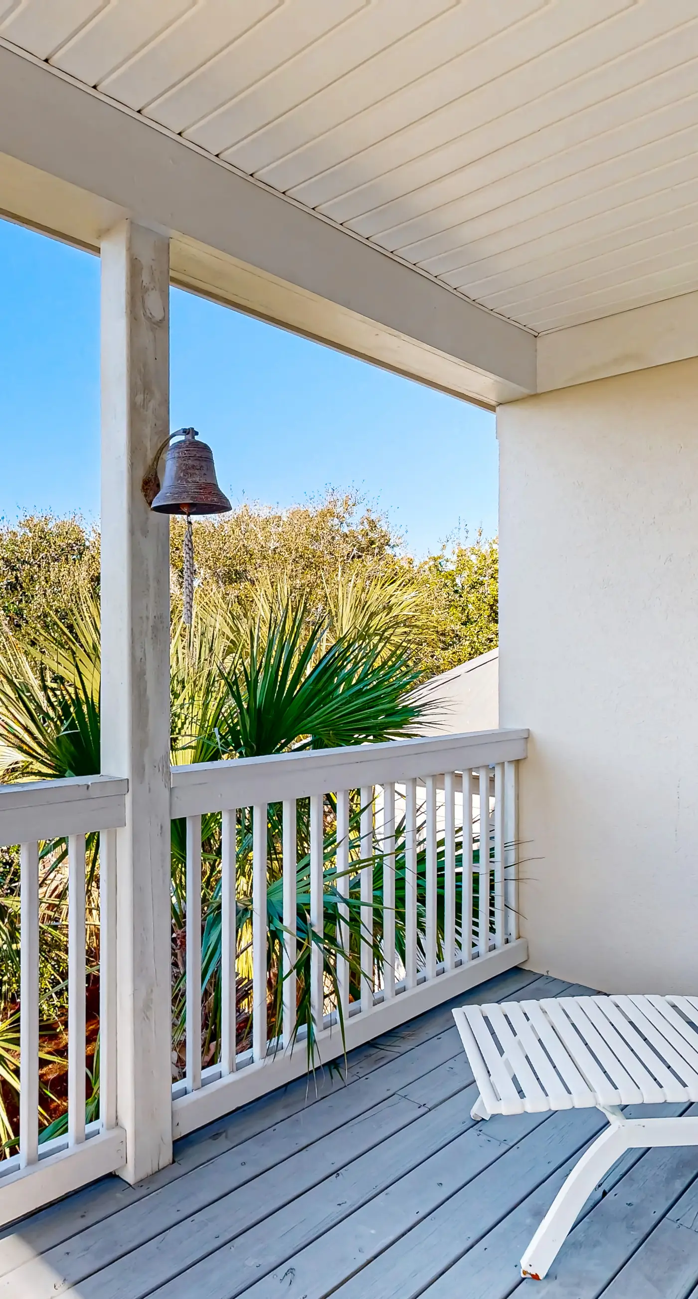 Spacious & sun-filled  retreat with pool, patio, & W/D - short walk to the beach