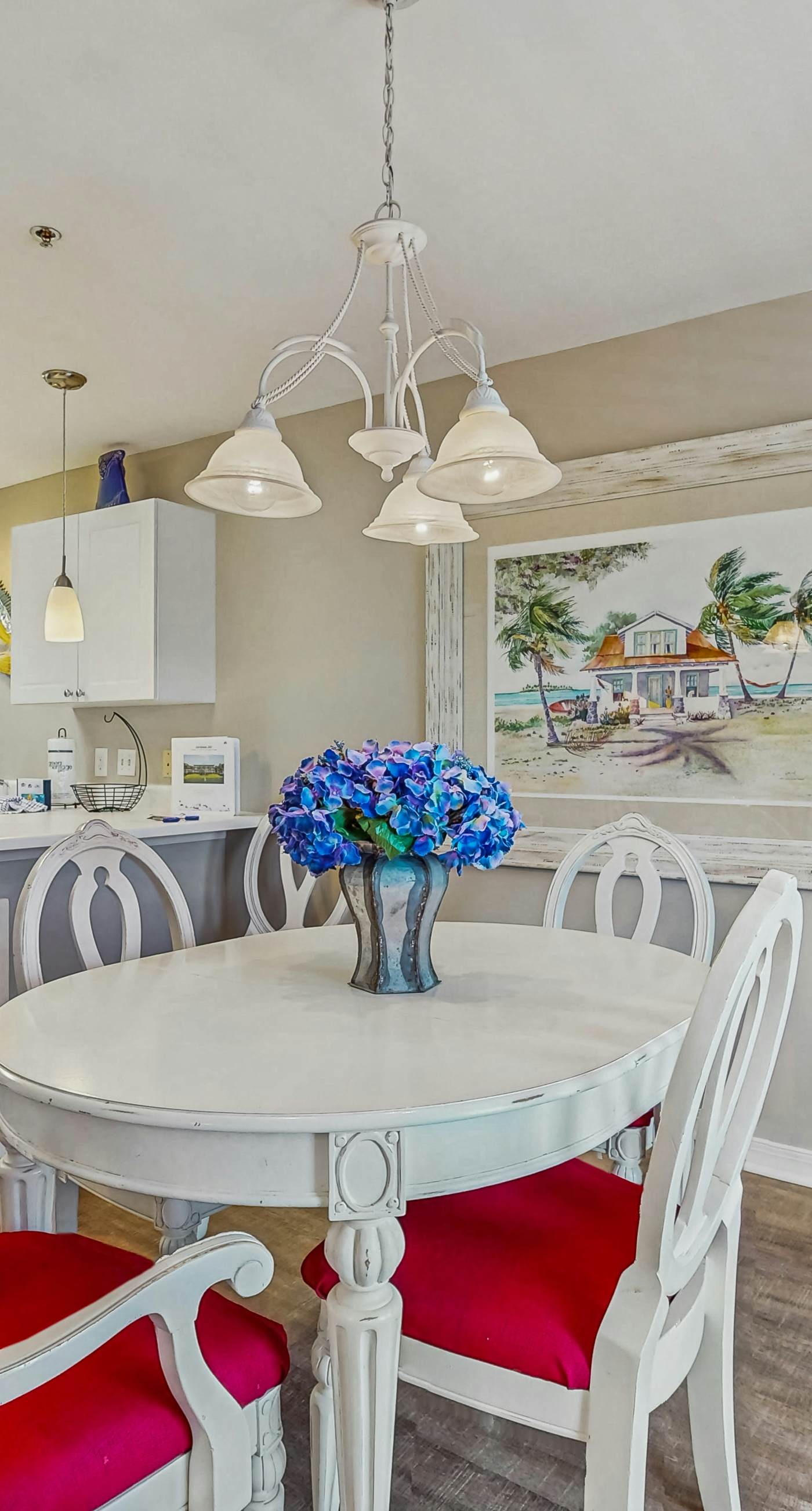 Bright Santa Rosa Beach Villa with community pools & hot tub - Next to Gulf