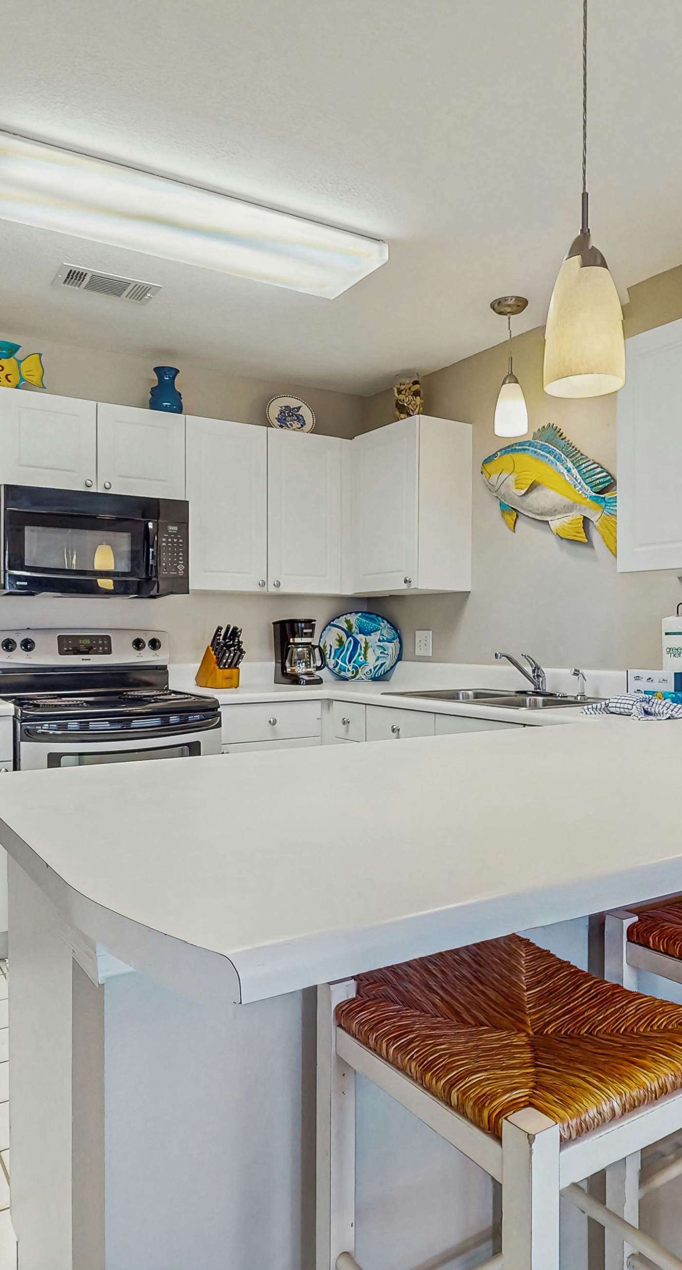 Bright Santa Rosa Beach Villa with community pools & hot tub - Next to Gulf