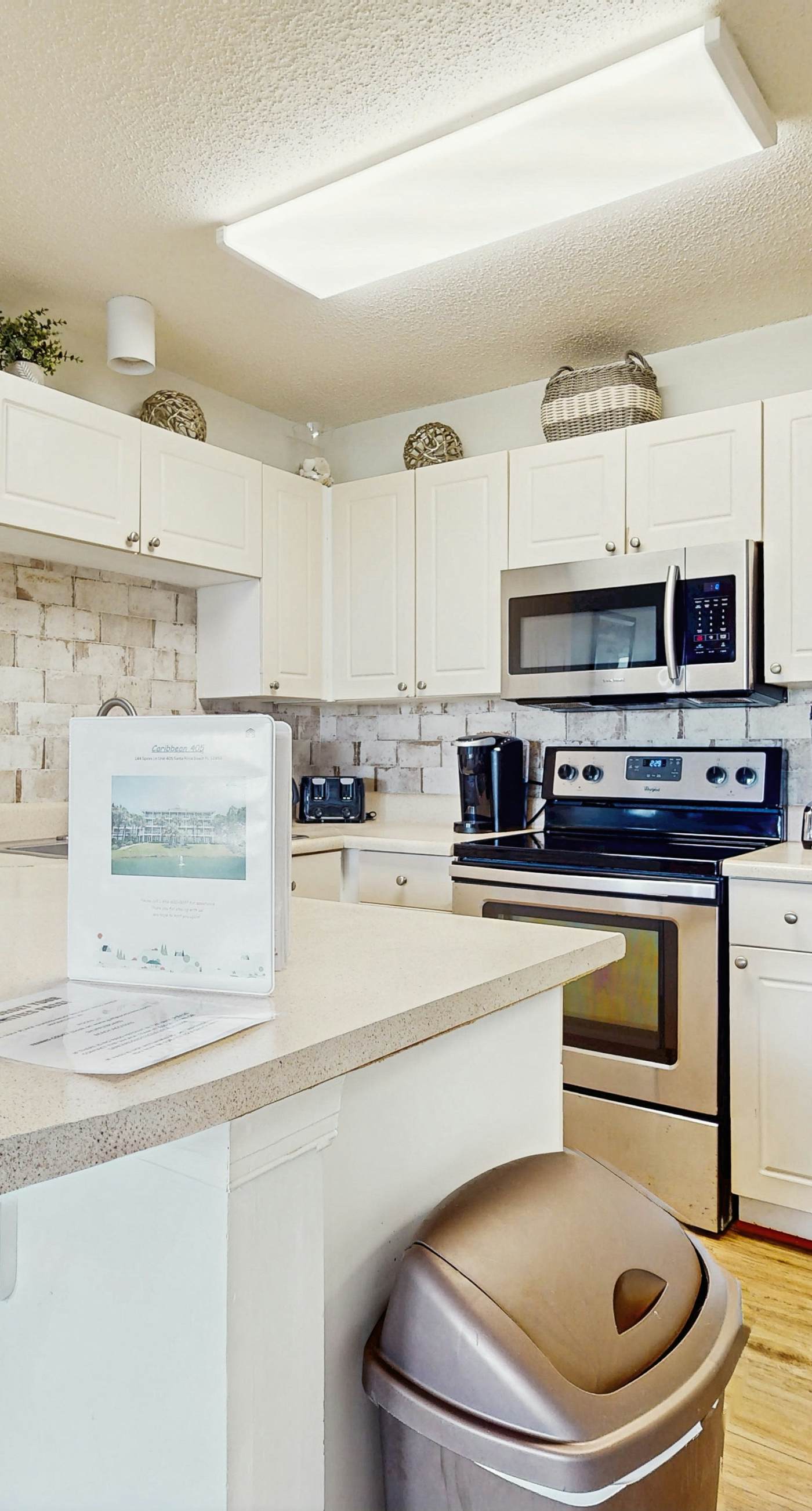 Fourth-floor, Caribbean corner condo with ocean views, pool, & hot tub