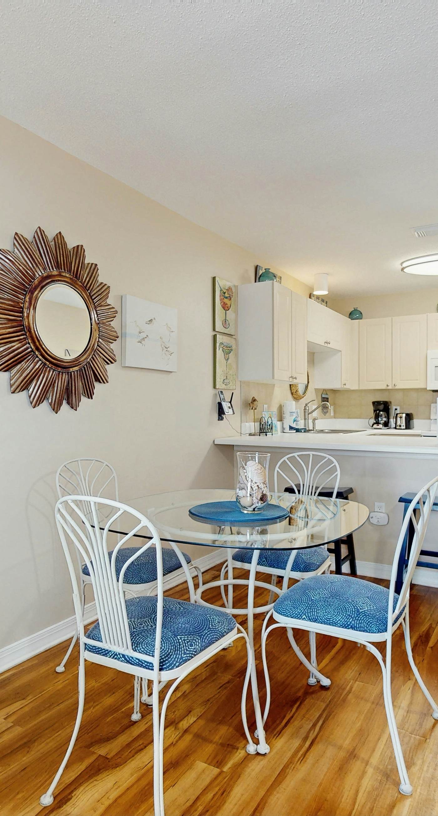 Bright, open 3rd-floor condo with pool views from private balcony - next to beach