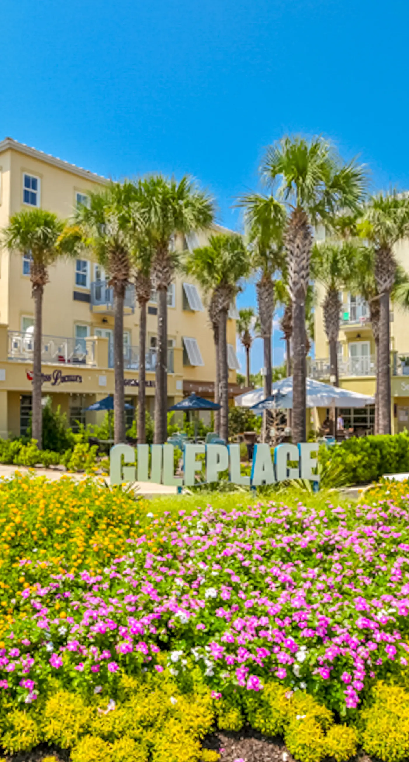 3rd-floor studio with Gulf view, balcony, pool, & tennis