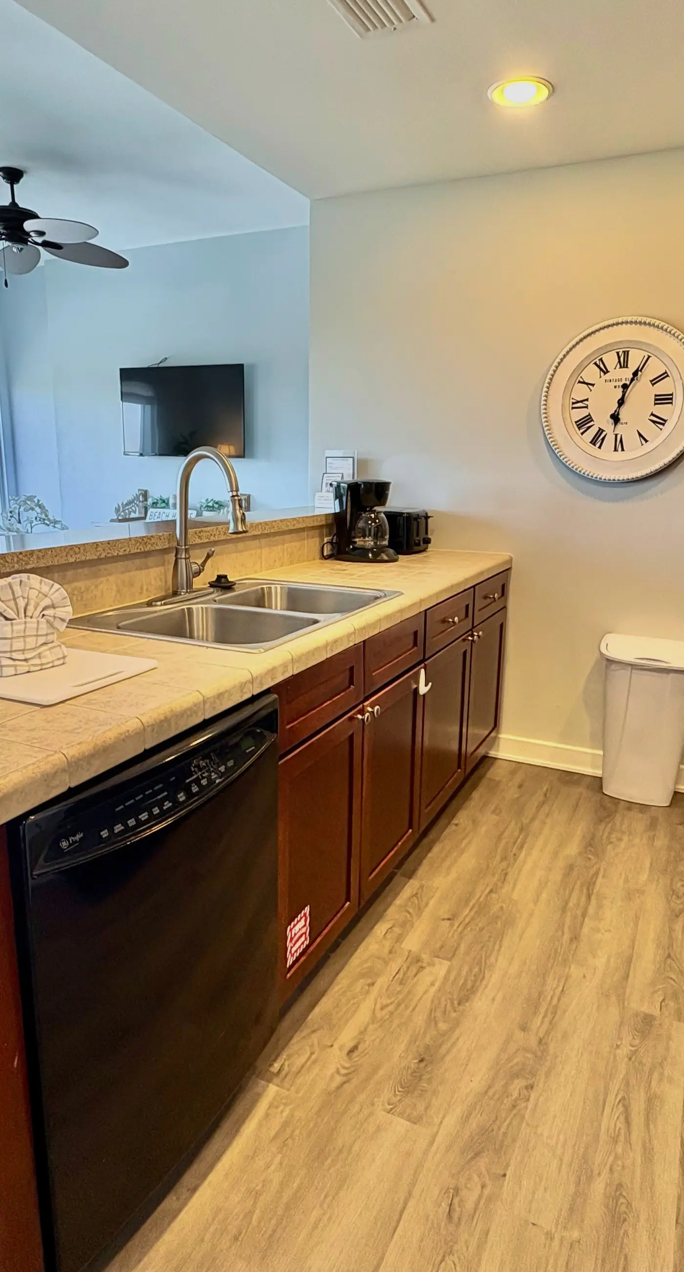 Gorgeous coastal condo with shared pool and private balcony