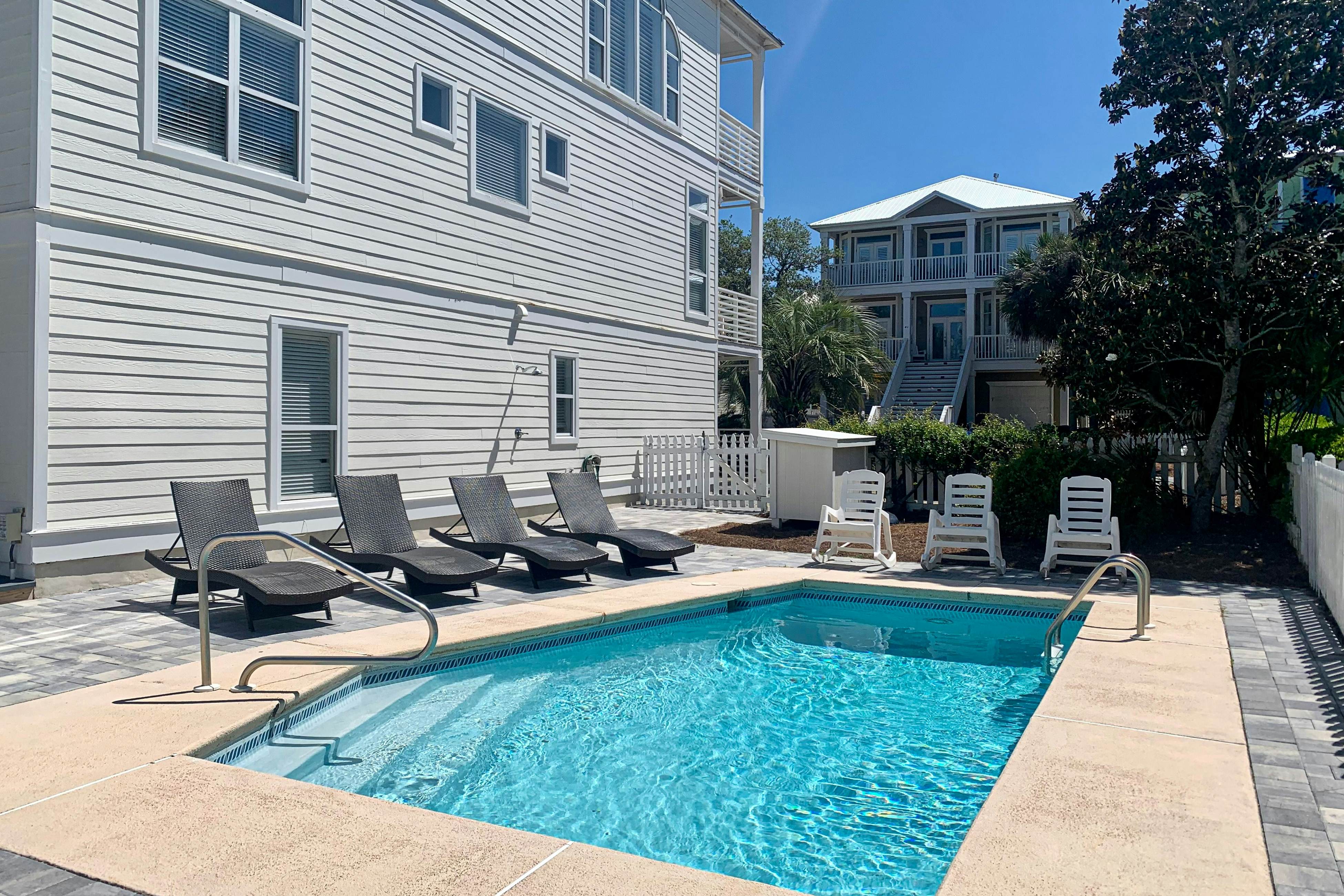 Three-story beach home with private pool, beach access, & bikes - golf nearby