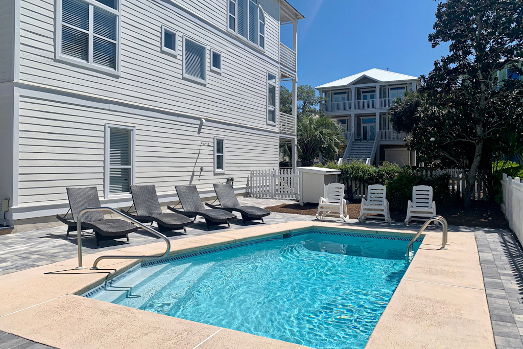 Three-story beach home with private pool, beach access, & bikes - golf nearby