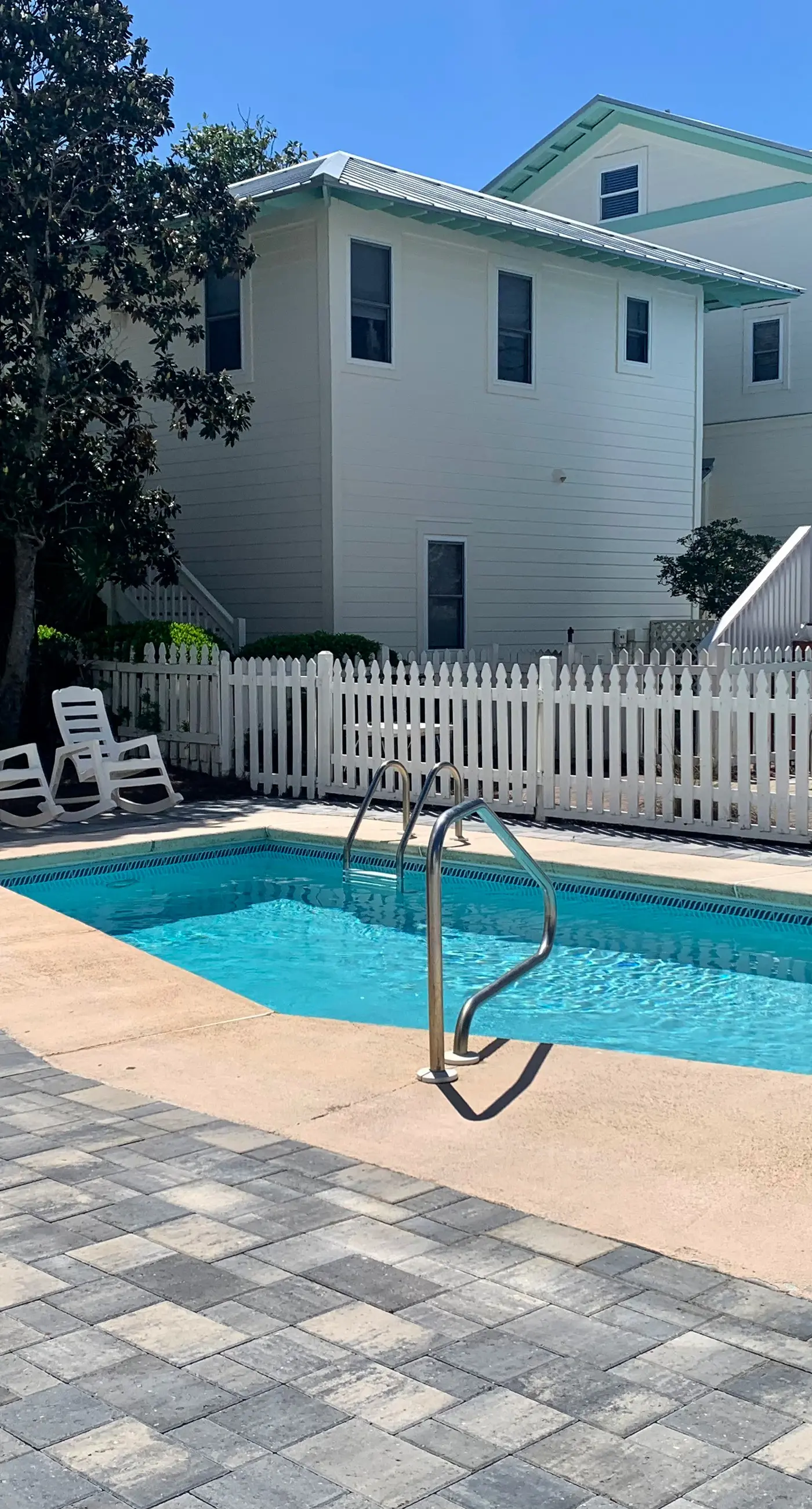 Three-story beach home with private pool, beach access, & bikes - golf nearby