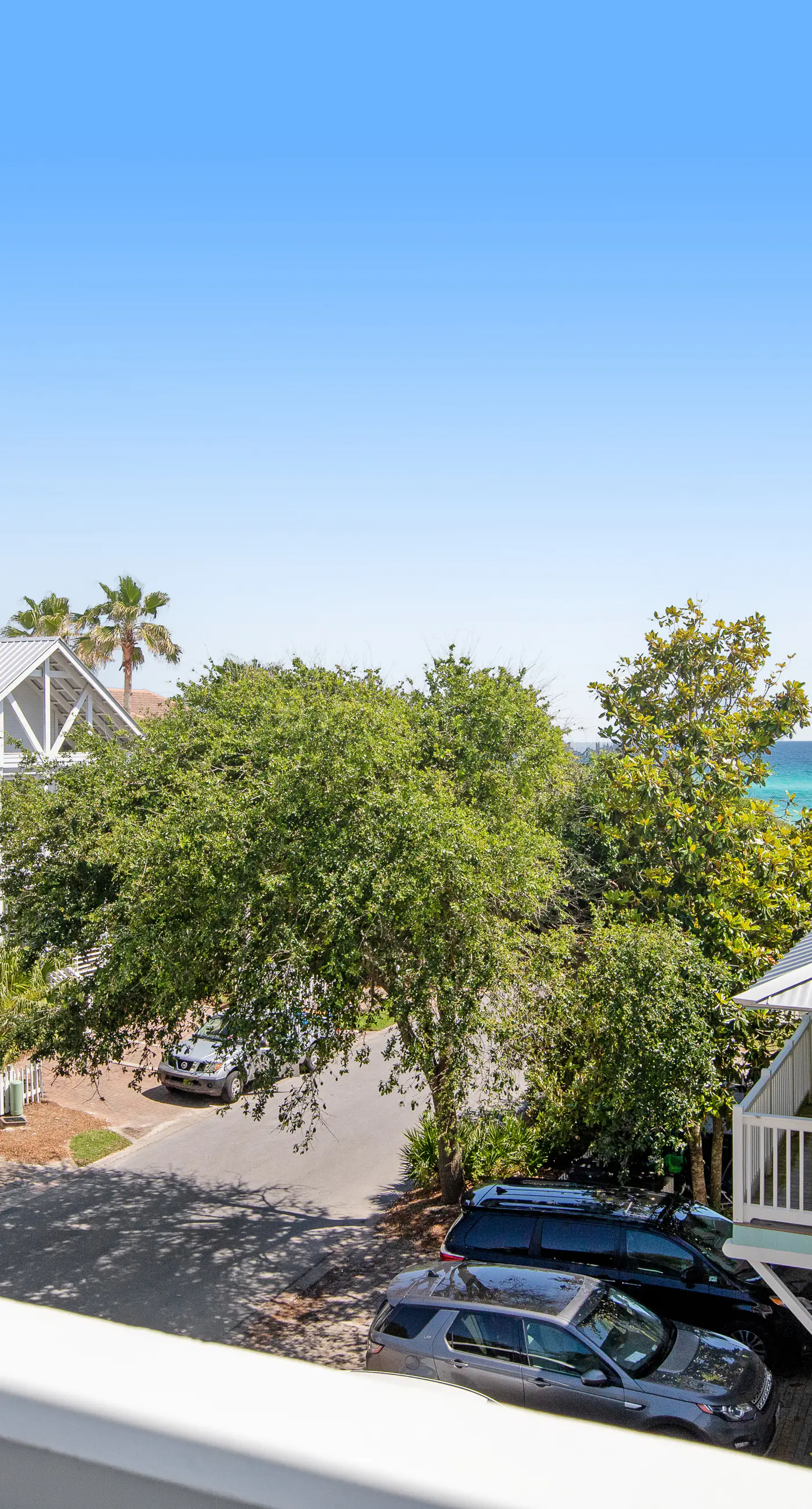 Three-story beach home with private pool, beach access, & bikes - golf nearby