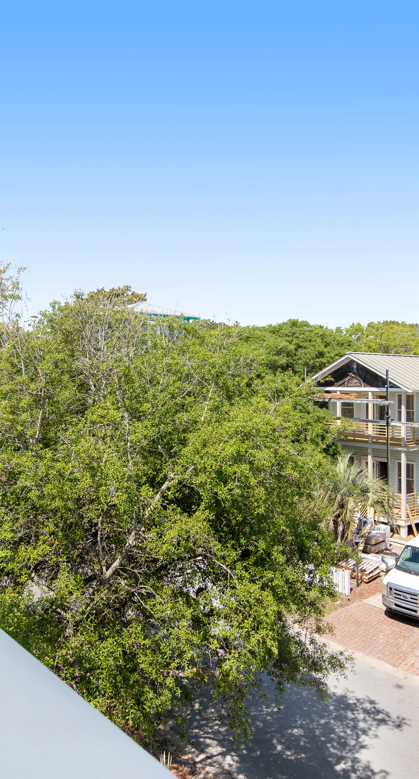 Three-story beach home with private pool, beach access, & bikes - golf nearby